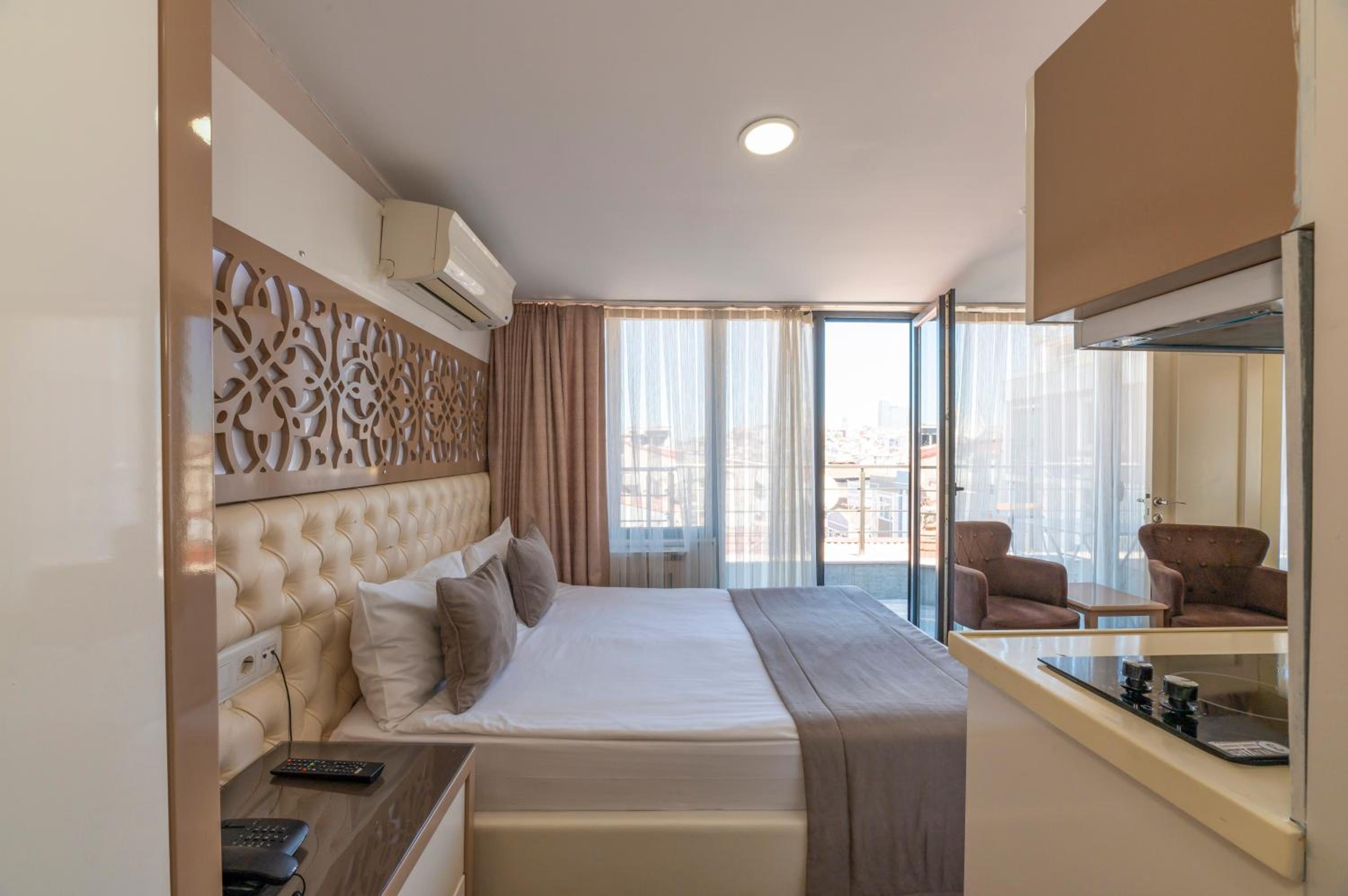 Taksim Peri Suite