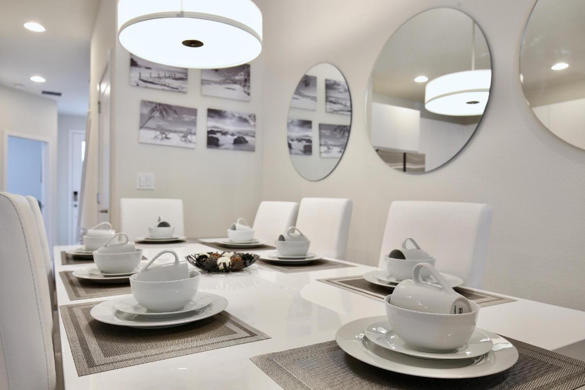 High luxury 3 bedroomloft townhouse in Hidden Forest, with private pool!