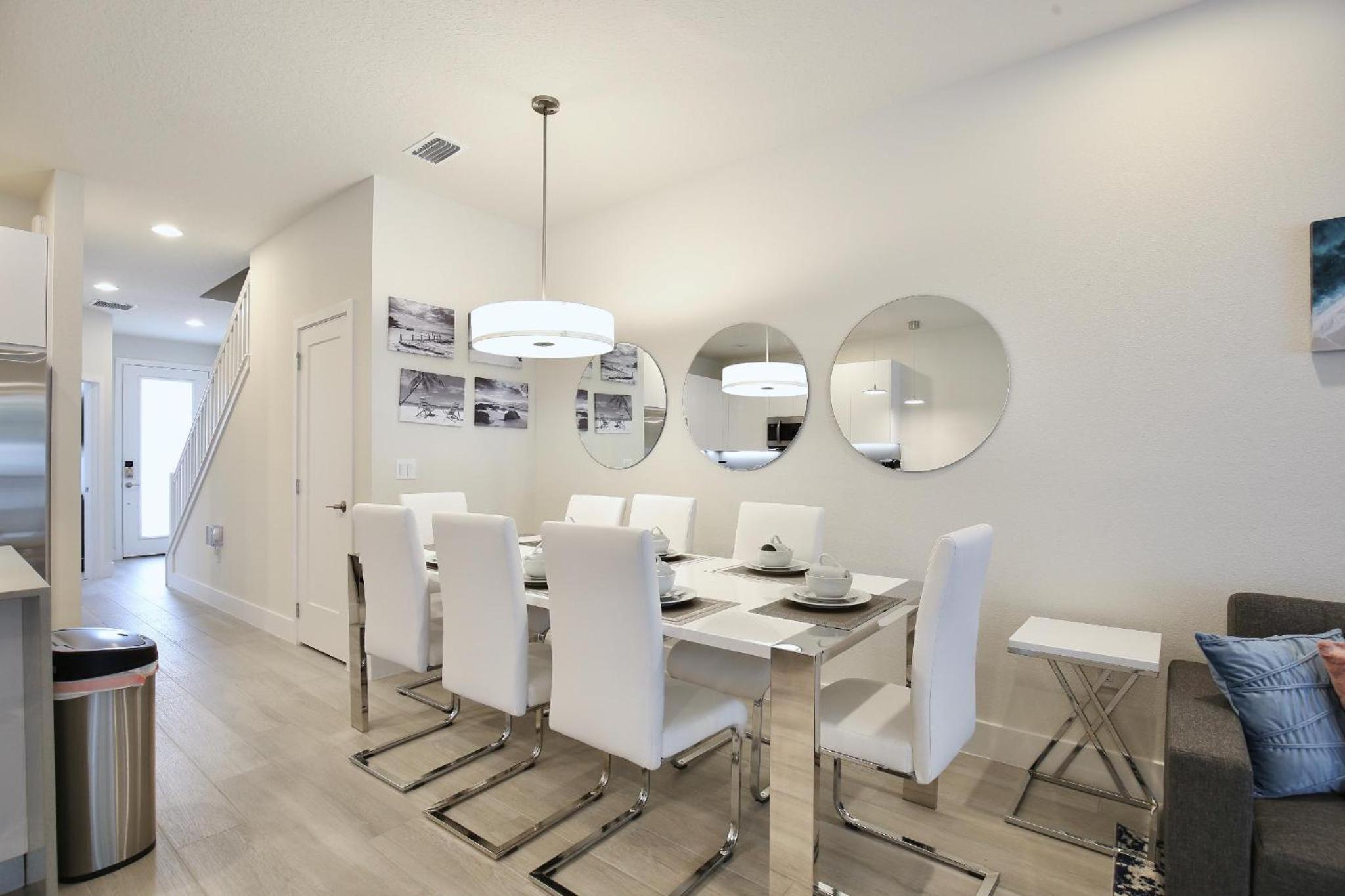 High luxury 3 bedroomloft townhouse in Hidden Forest, with private pool!