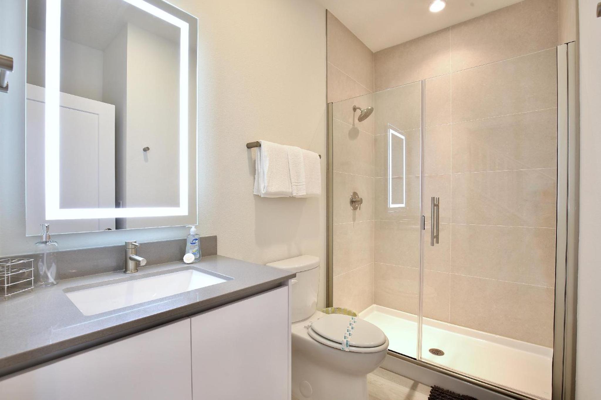 High luxury 3 bedroomloft townhouse in Hidden Forest, with private pool!