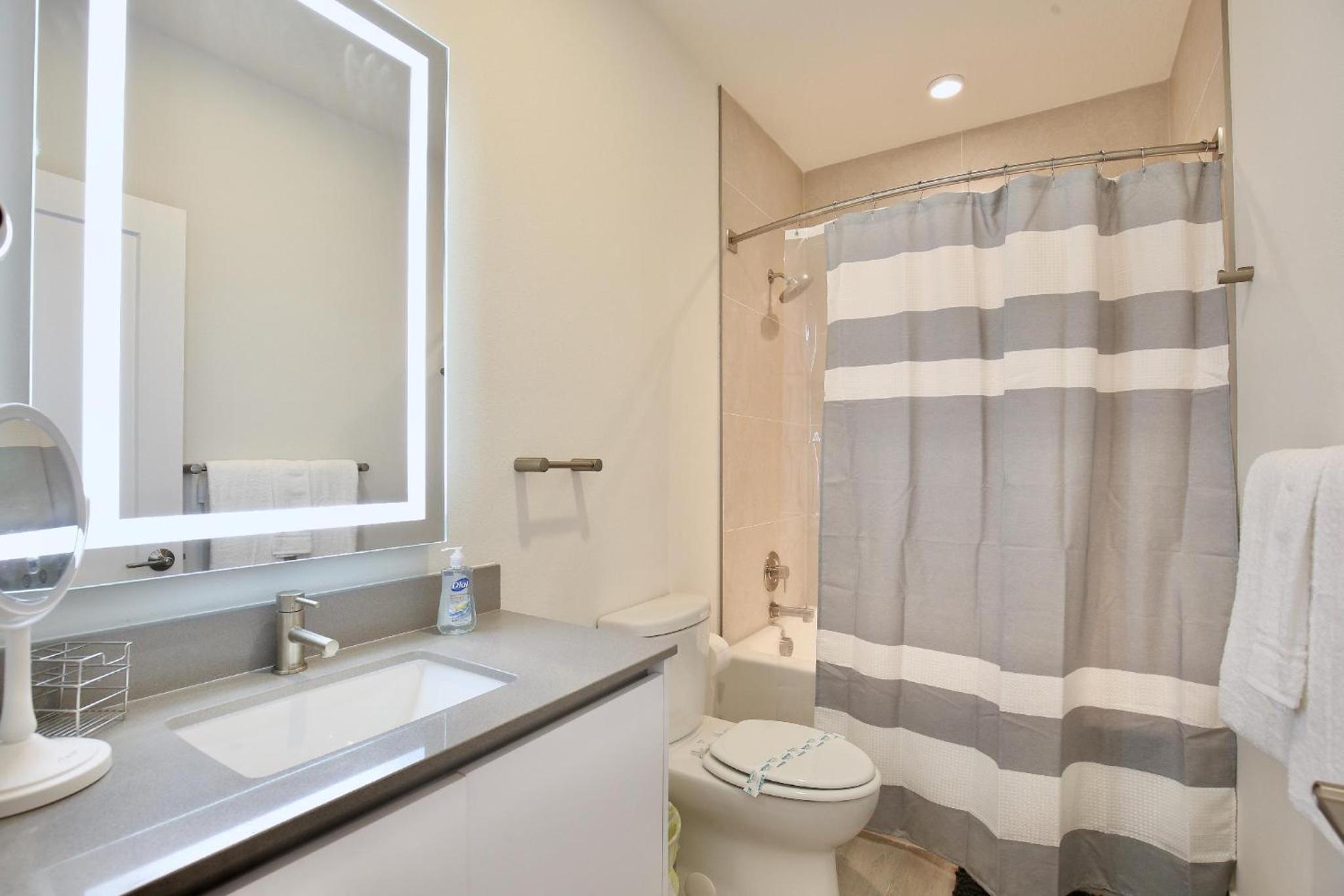 High luxury 3 bedroomloft townhouse in Hidden Forest, with private pool!