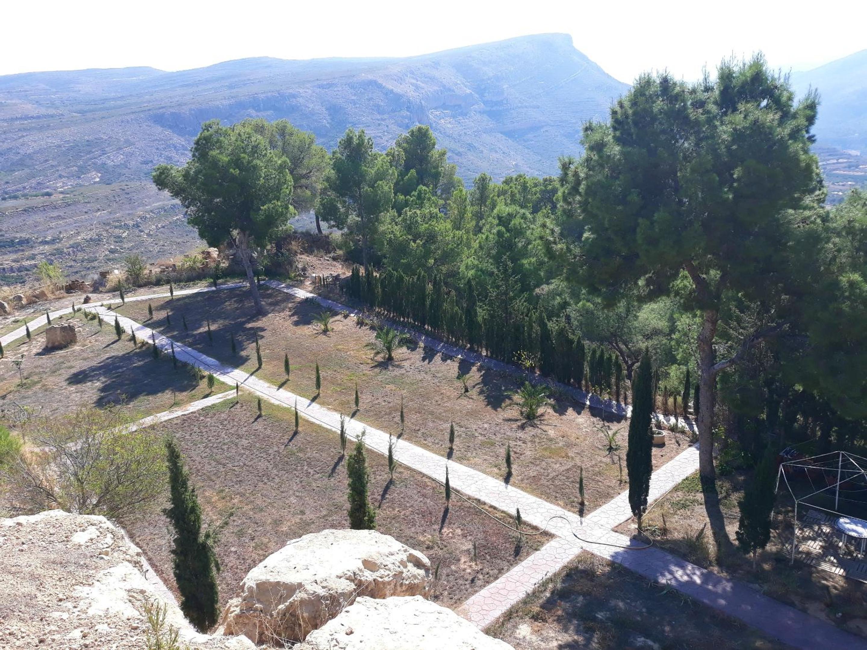 Picturesque Villa in Chulilla with Private Pool