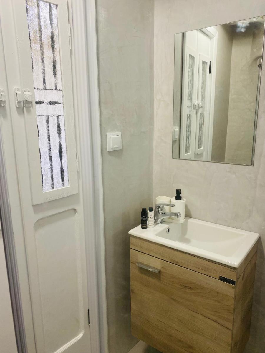 Litharaki Guest House photo 5