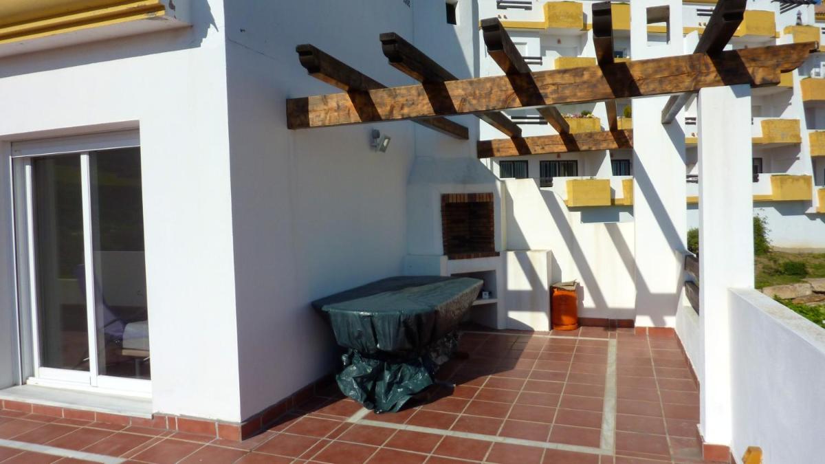 2 bedrooms appartement with sea view shared pool and furnished terrace at Cala de Mijas 3 km away from the beach