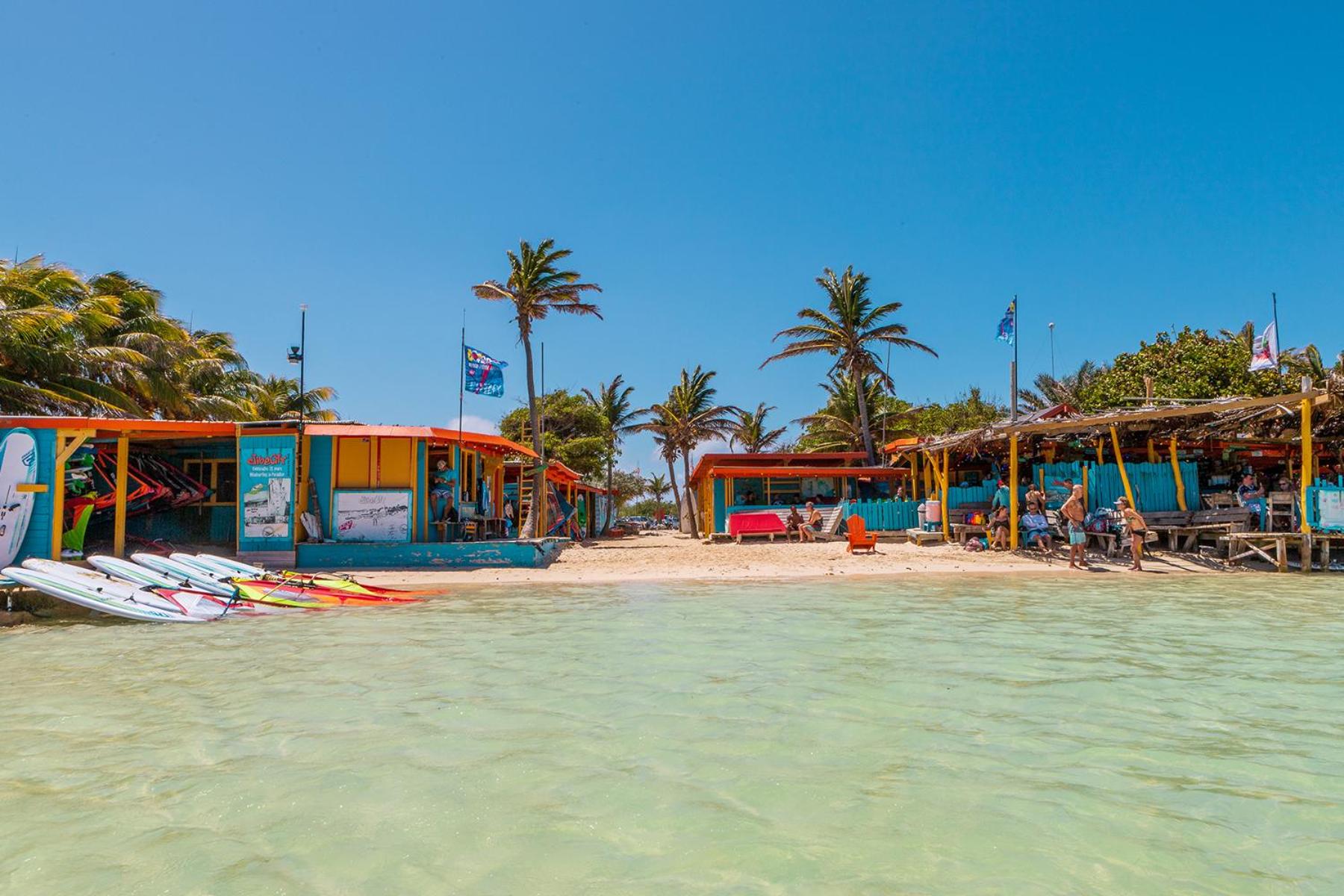 Beach Studio Flaka at Lac Bay