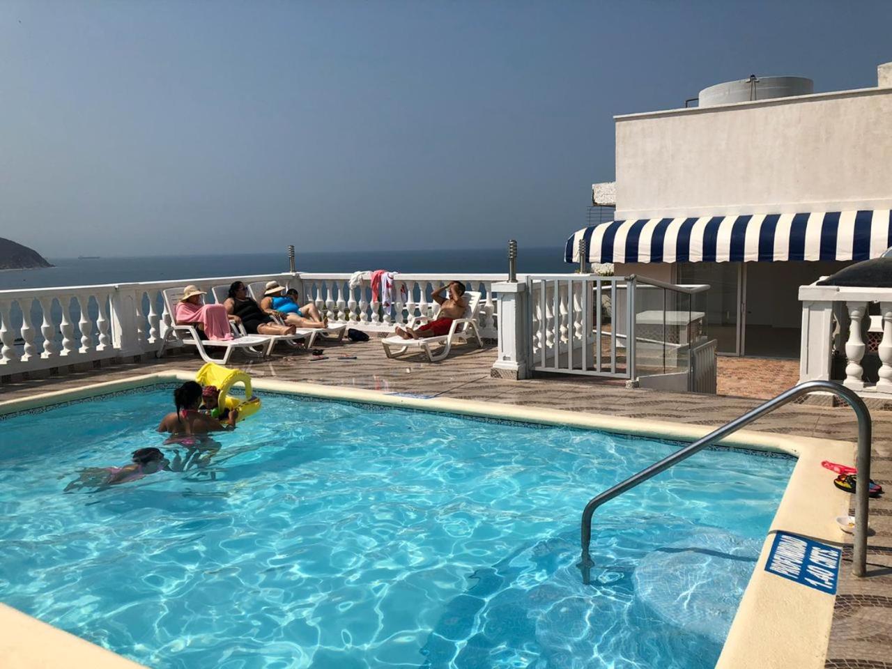 Apartamento Rodadero, Santa Marta con vista al mar