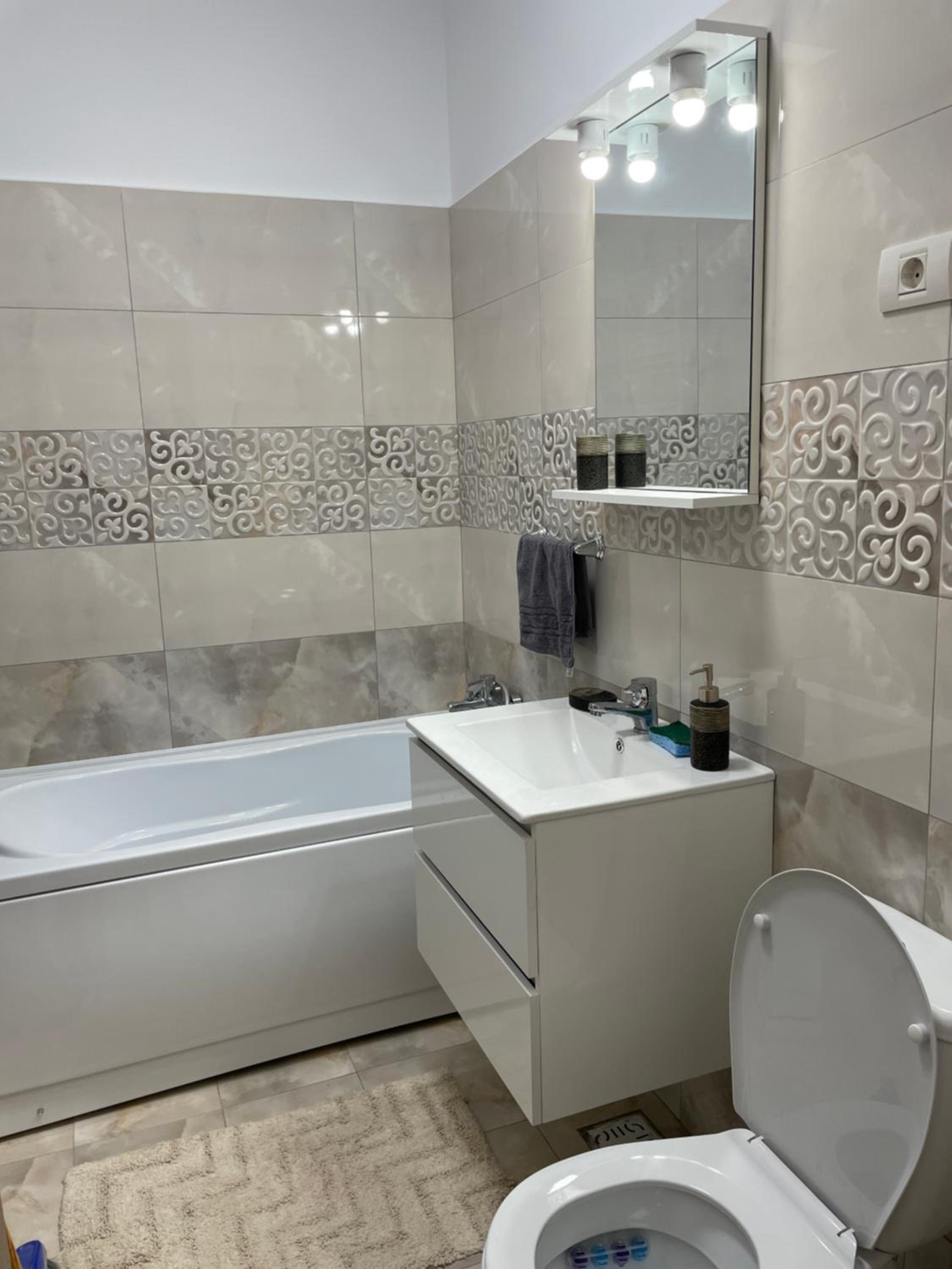 Iany Residence 1 view 2