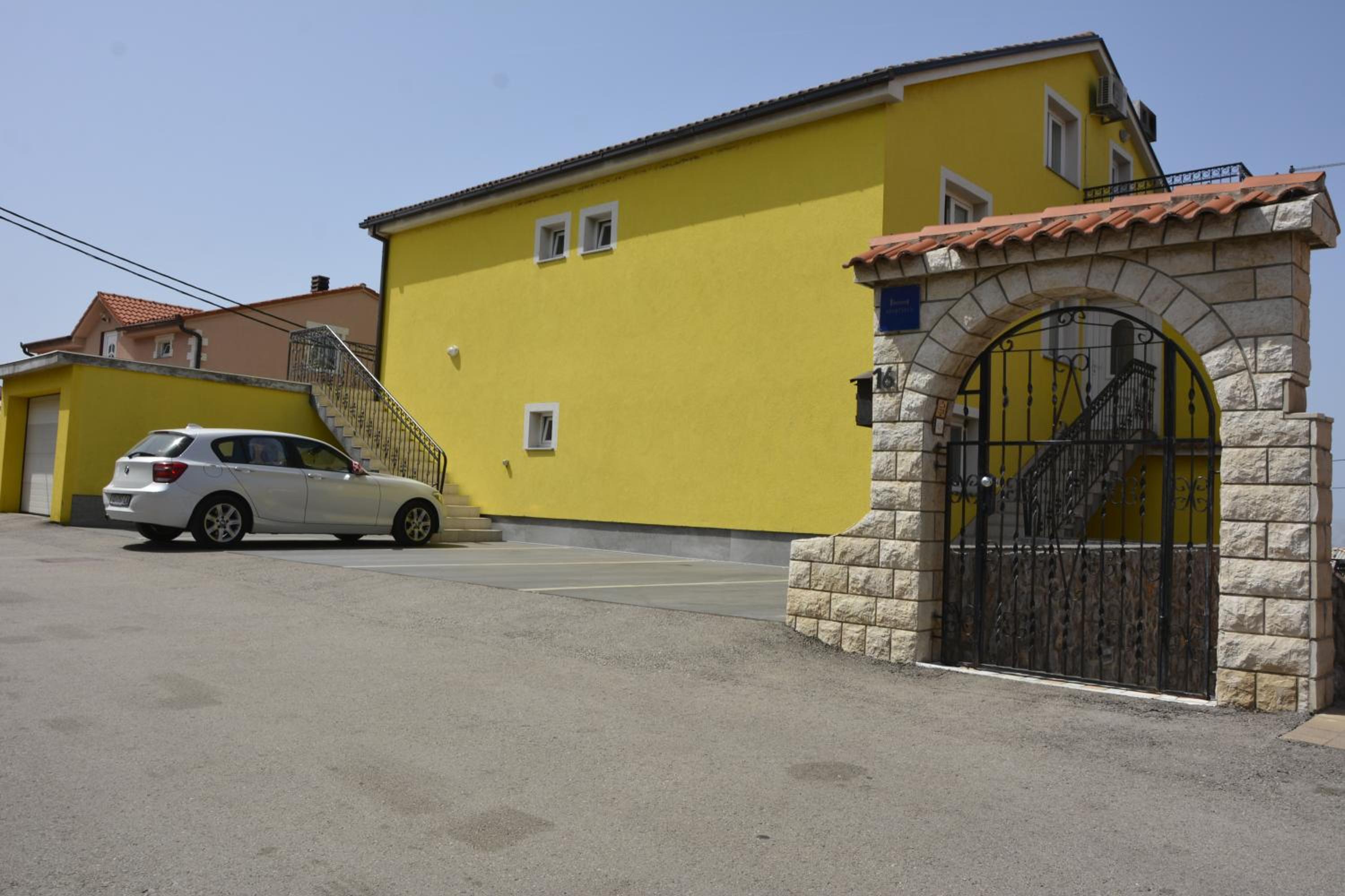 Apartman 2 view 5
