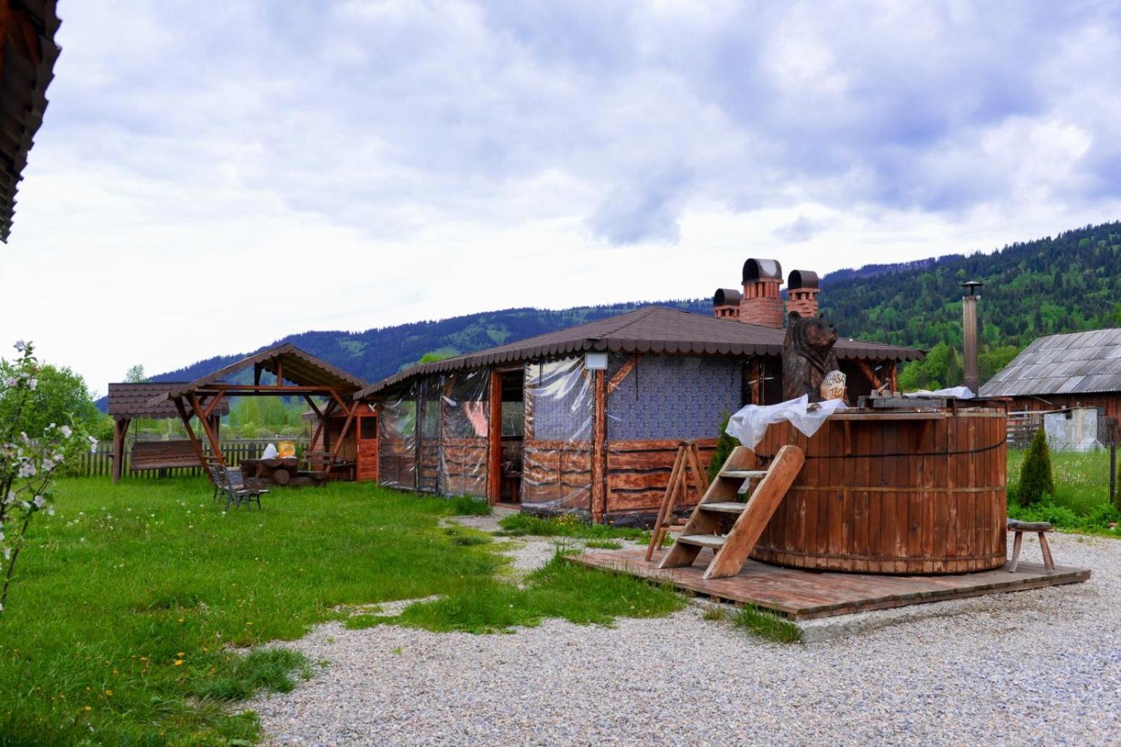 Casa Teo&Andreea view 4