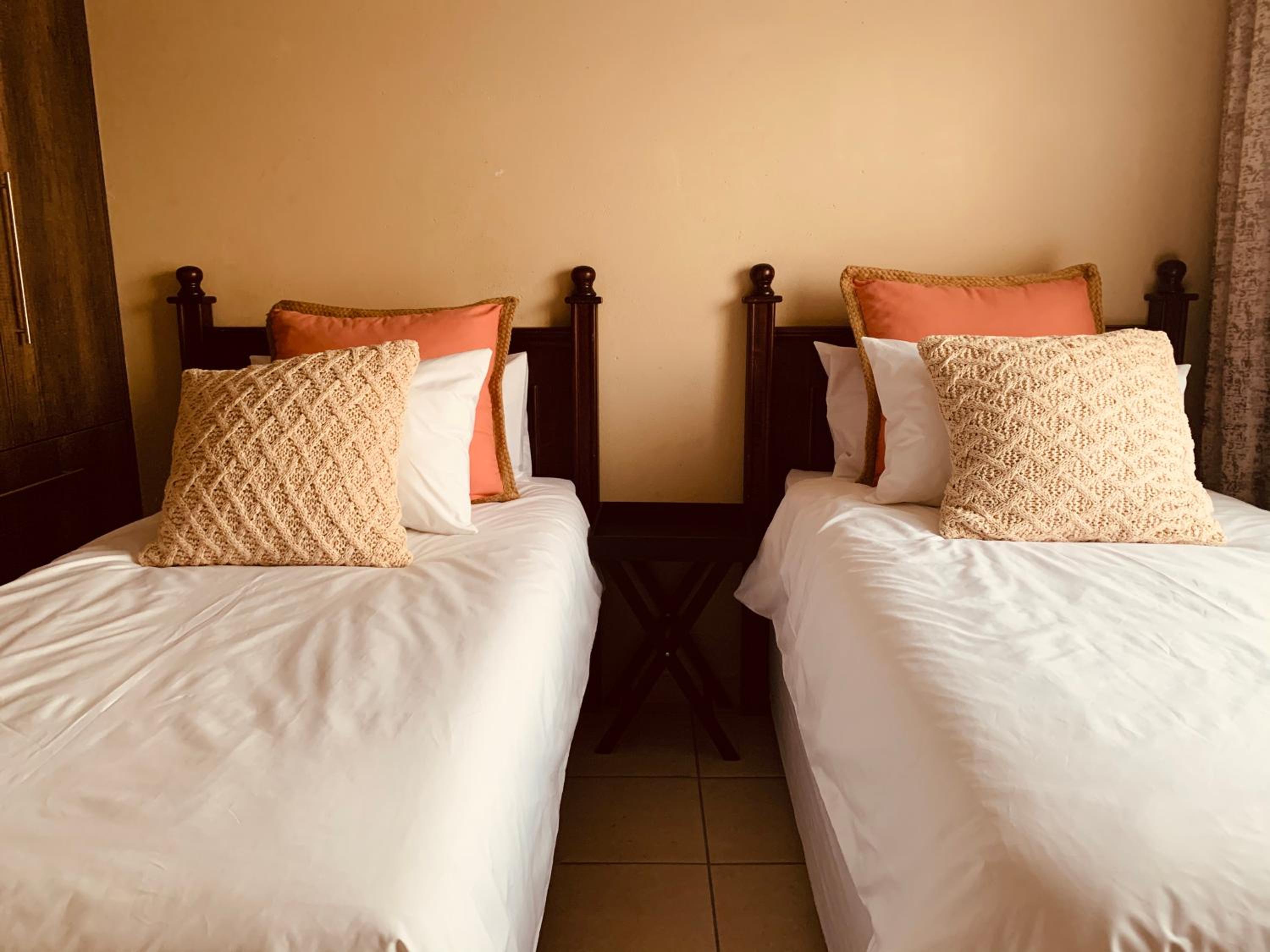 Hazyview Vacations - Tshamani self catering - Property Image 2