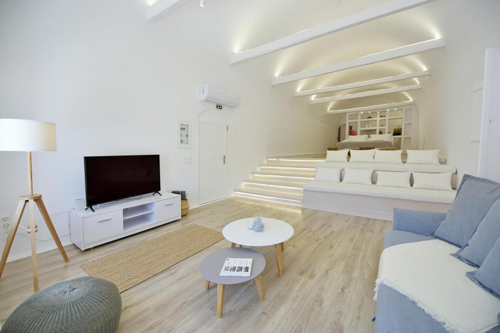 Hydra Hospitality Port Apartment view 4
