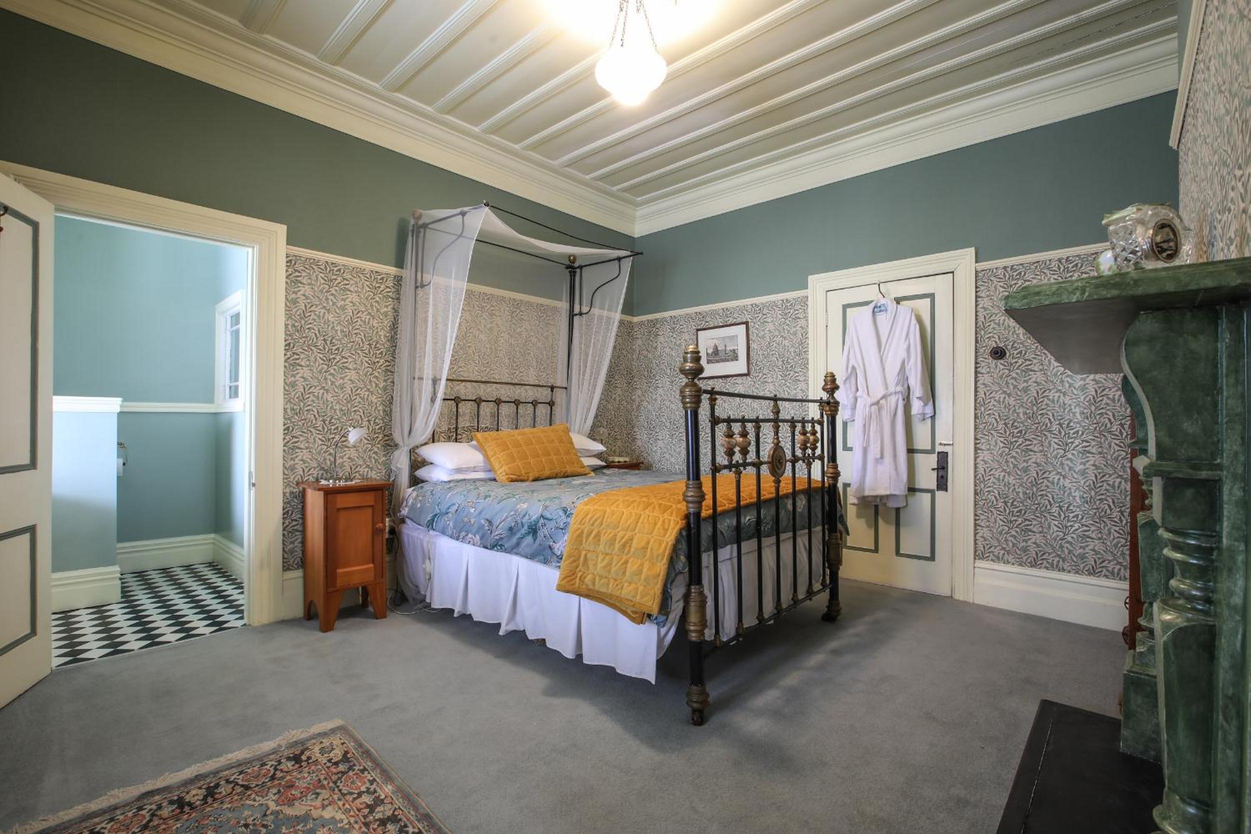 Dunstan House view 5