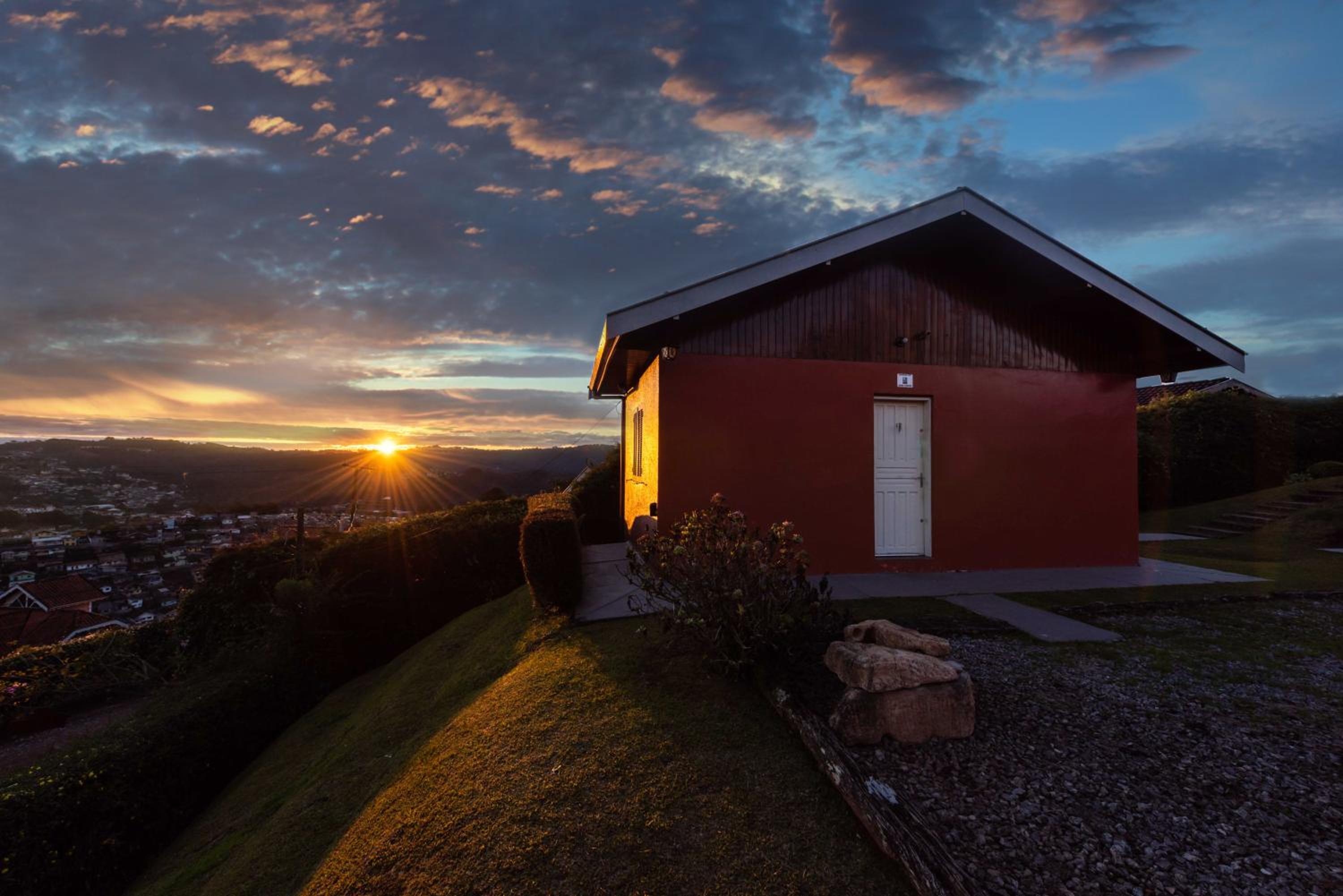 Campos do Jordão Intimista com lareira, churrasqueira e vista fantástica