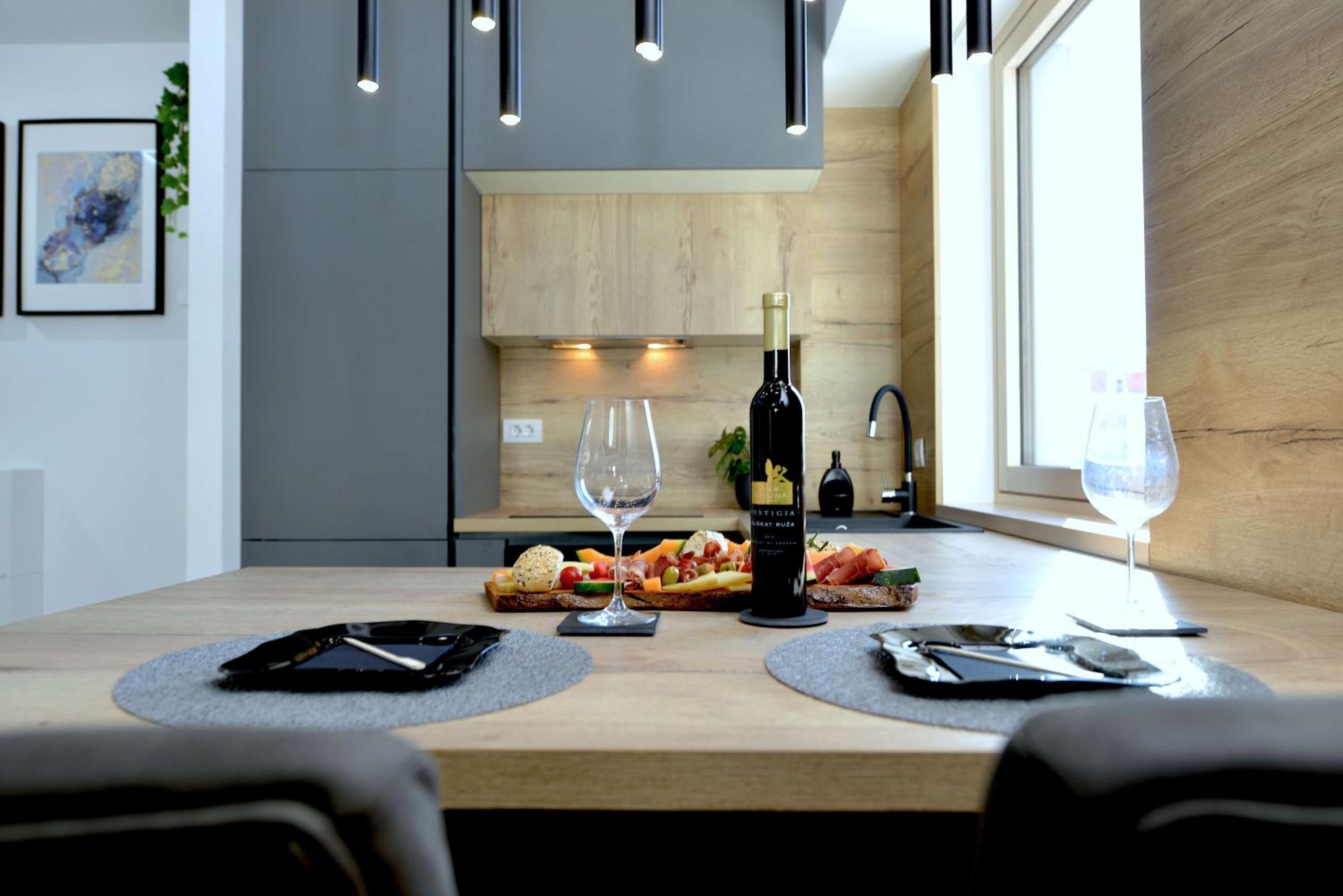 Exclusive Residence Apartment view 5