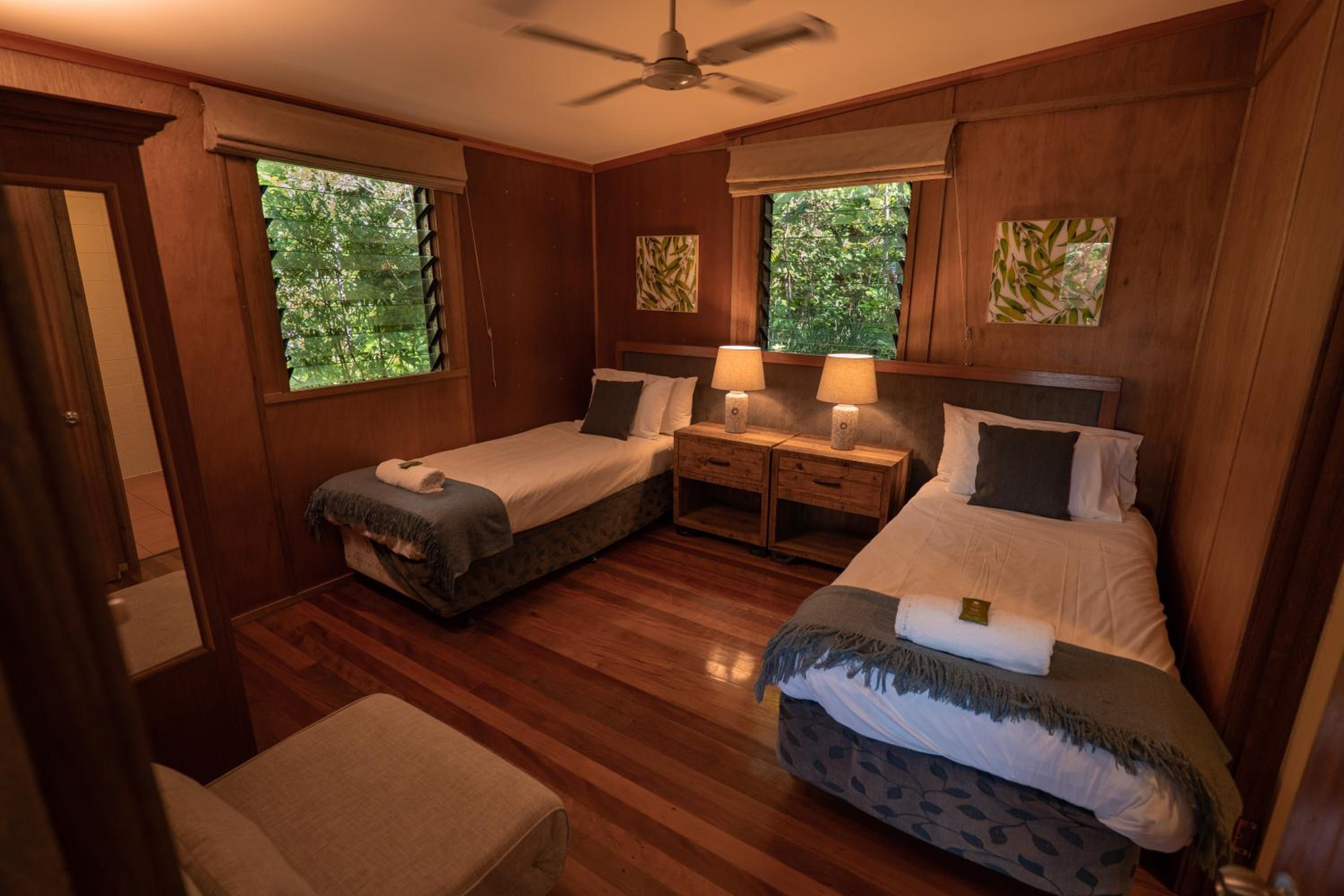 Whispering Valley Cottage Retreat
