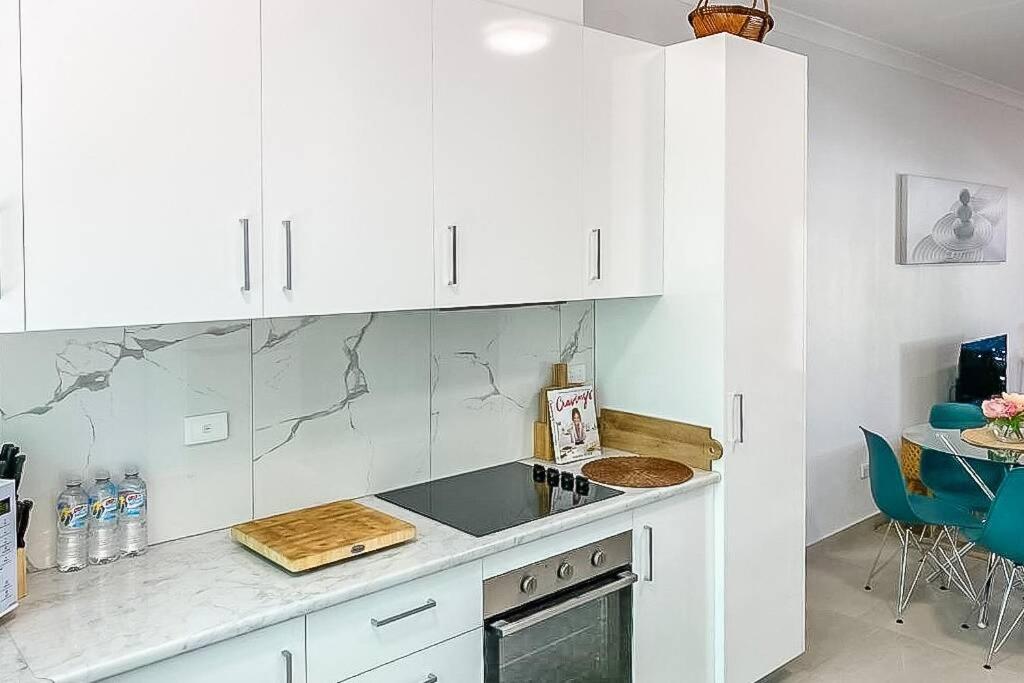 ZEN HIDEAWAY - Cozy 2-BR Modern Design with Aircon