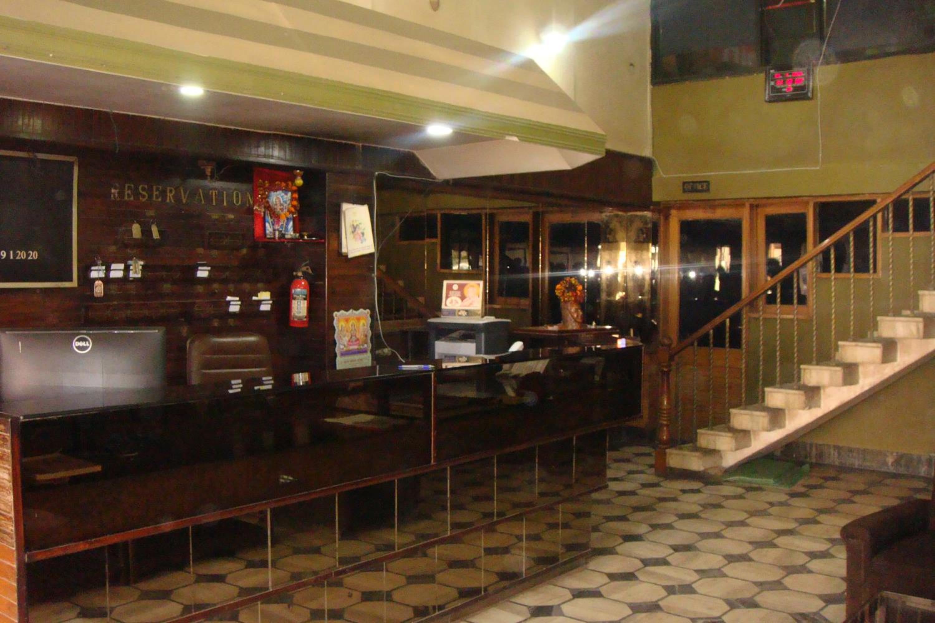 Aceotel Select Mayur