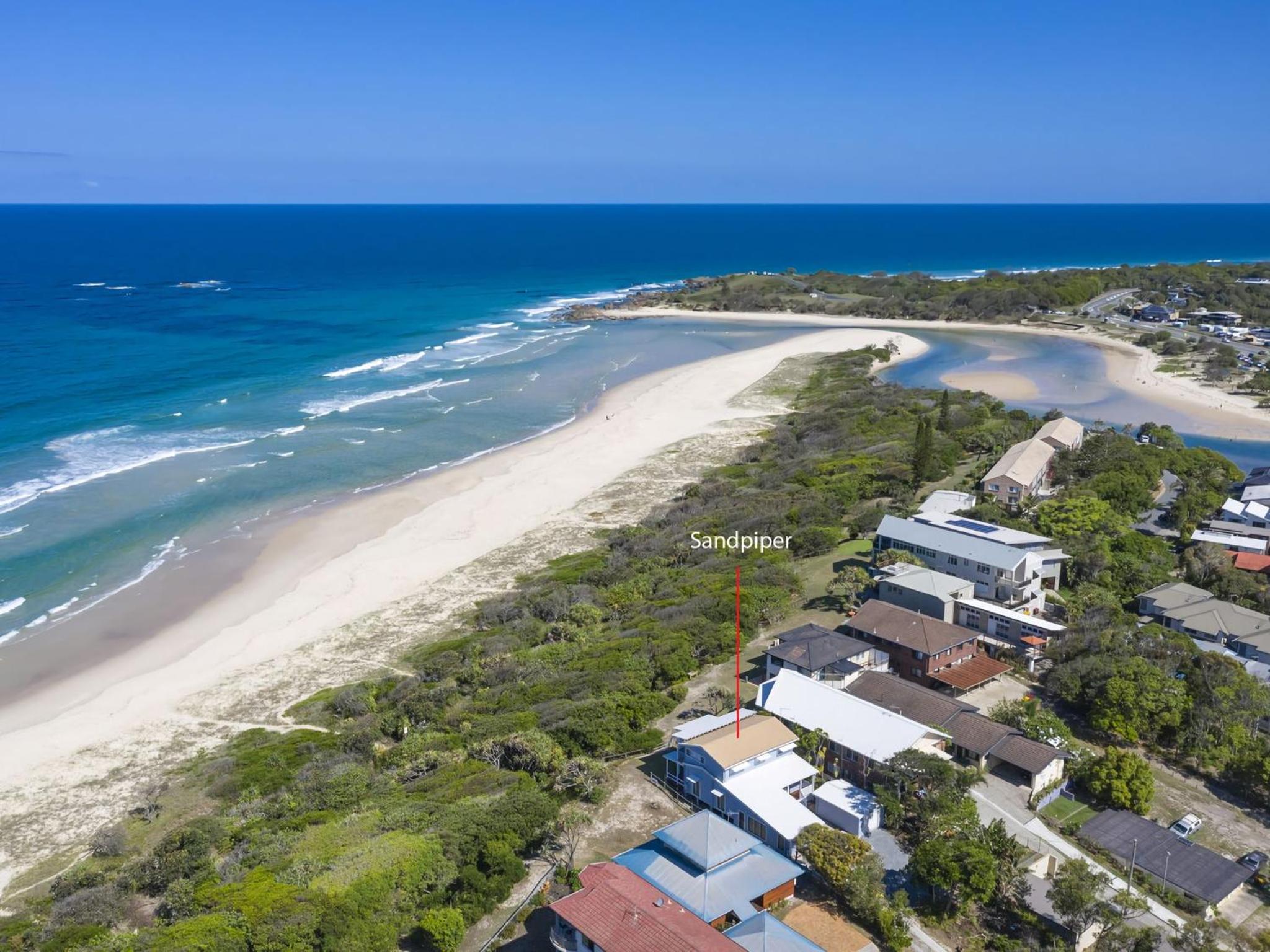 Sandpiper Beachfront House - Hastings Point