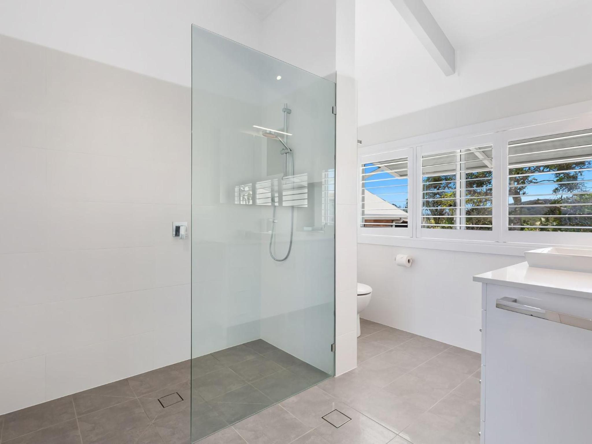 Sandpiper Beachfront House - Hastings Point