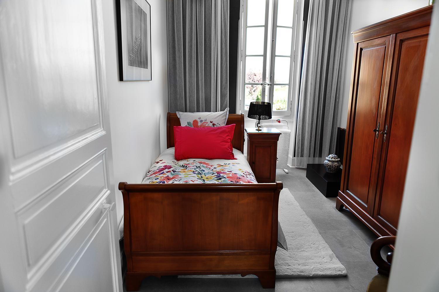 LE CHERCHE MIDI Chambres d'hôtes avec CUISINE EQUIPEE grand jardin PARKING SECURISE GRATUIT photo 5