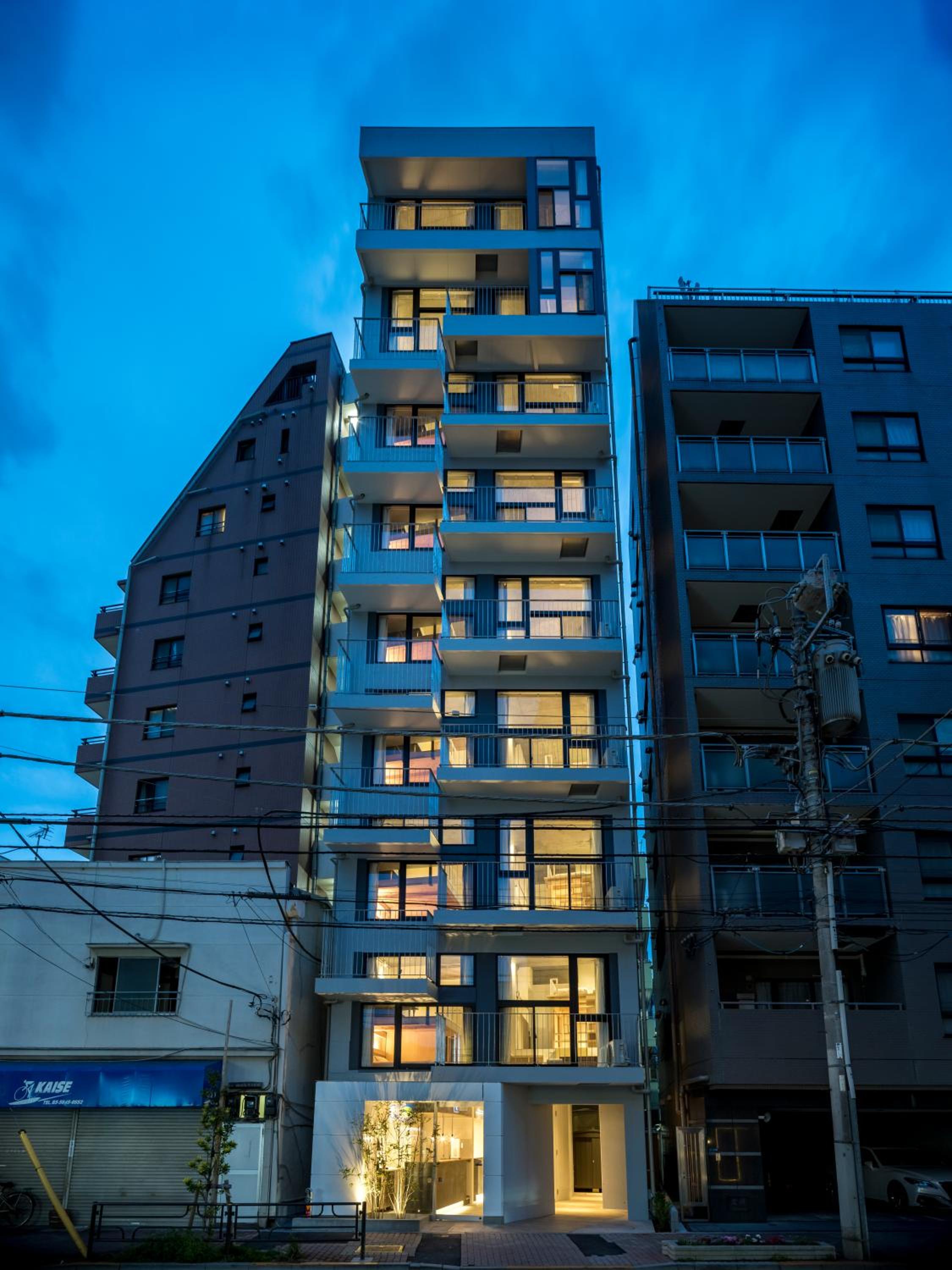 dots. tokyo