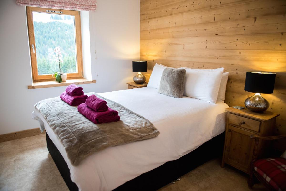 'Petite Ferme Les Bouts' Aptartment, sleeps 6, Nr Morzine view 4