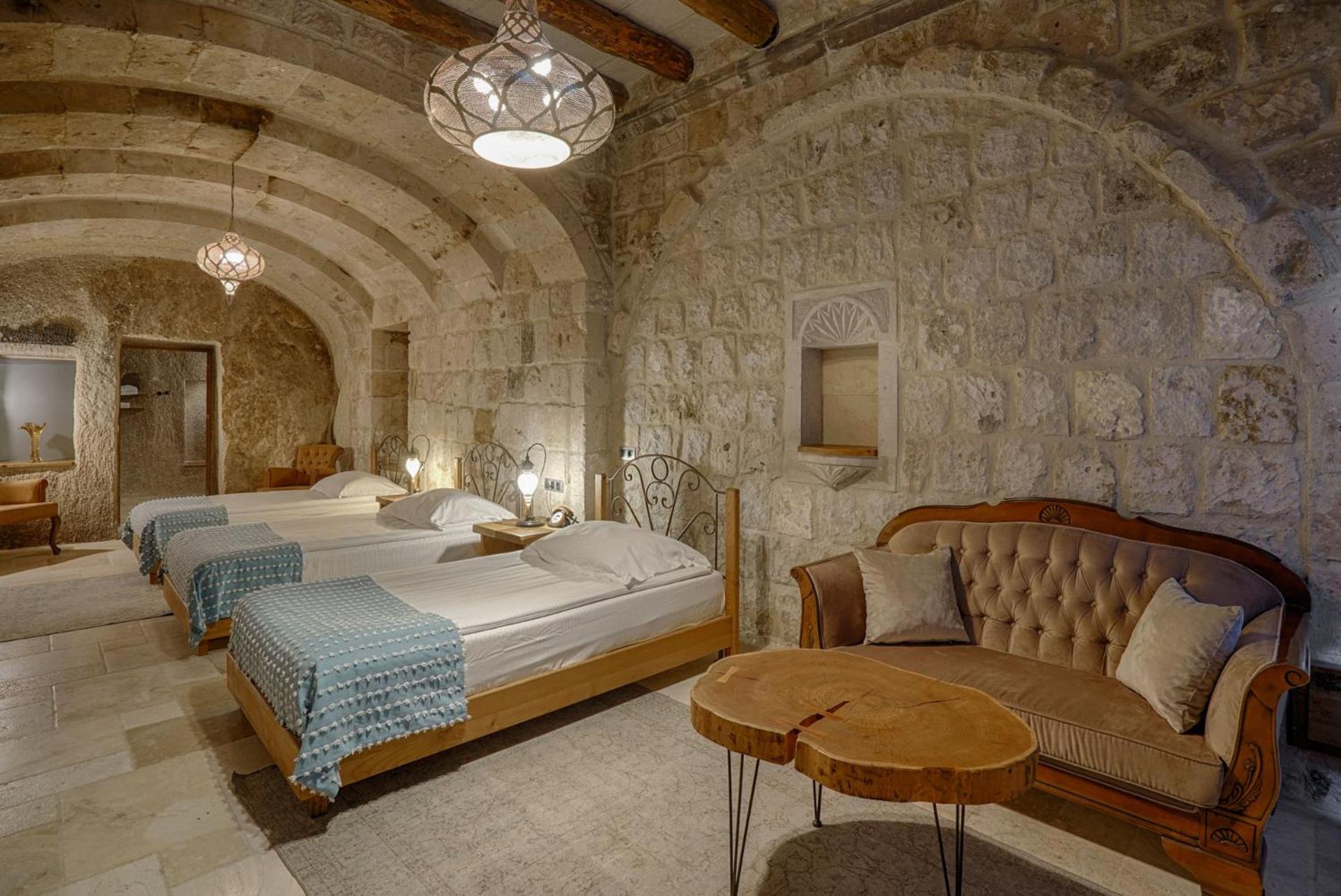 Hera Cave Suites - Image 164