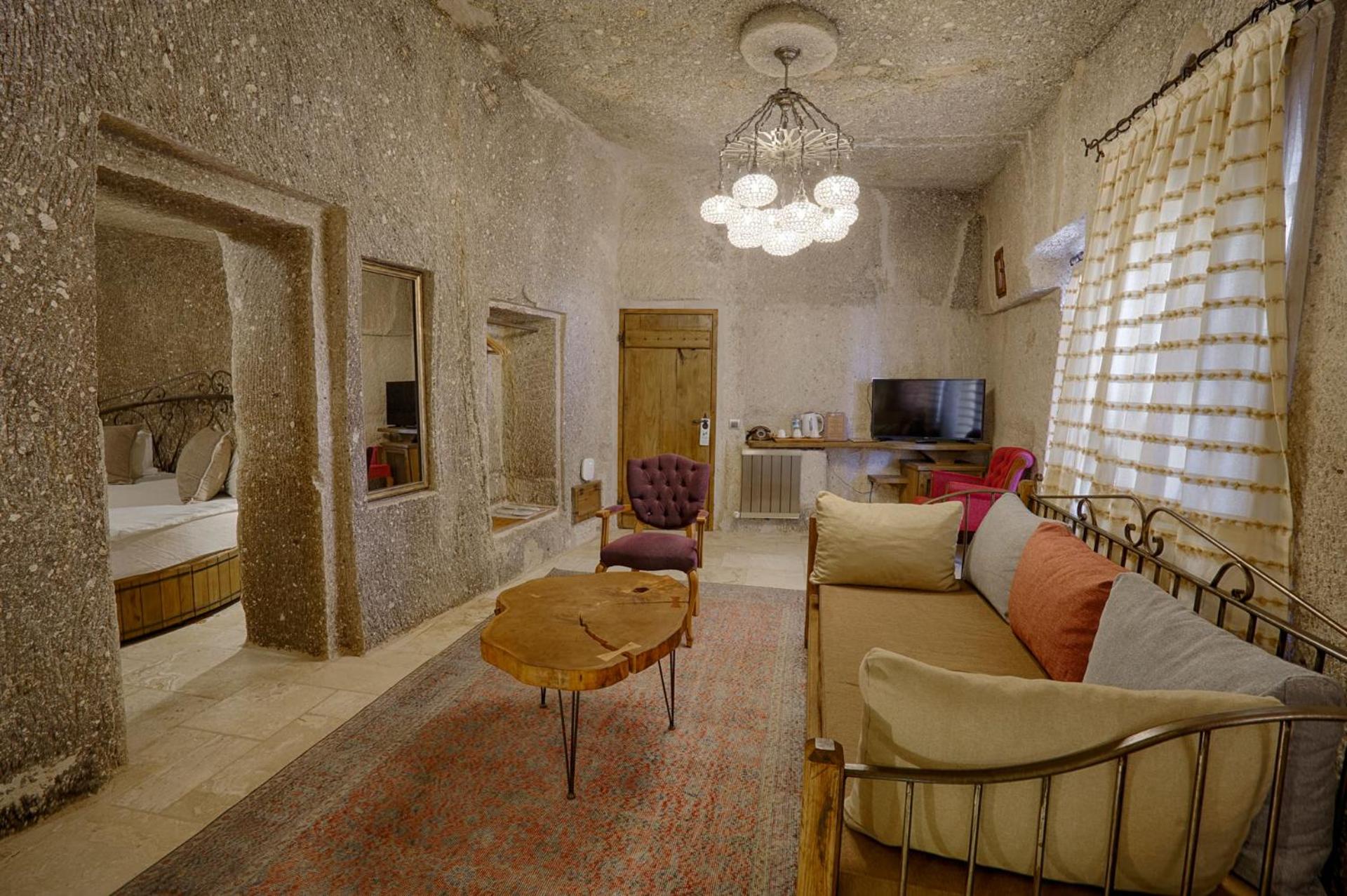 Hera Cave Suites - Image 277