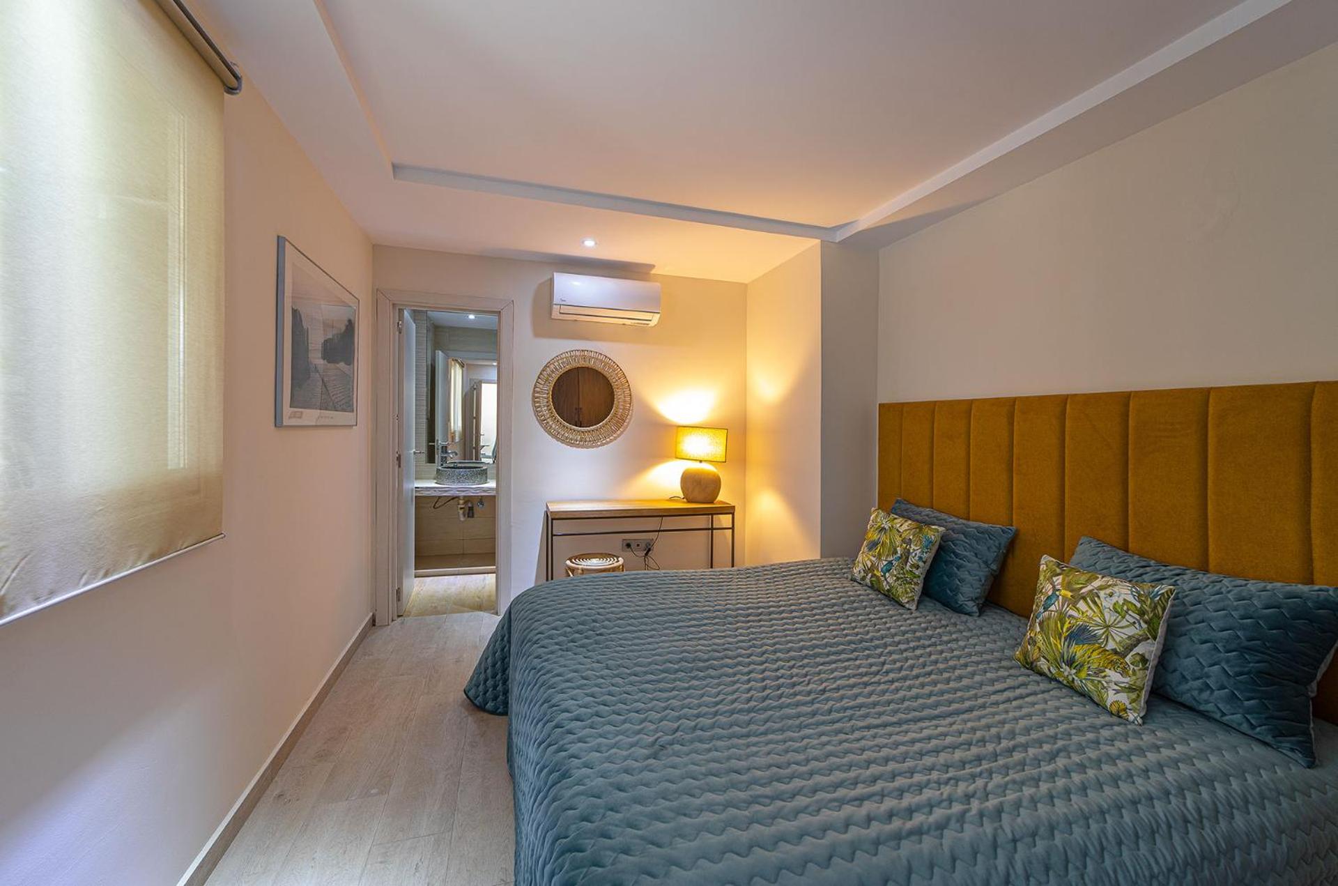 Lavanda - Apartamento Privado en Villa Compartida, Marbella