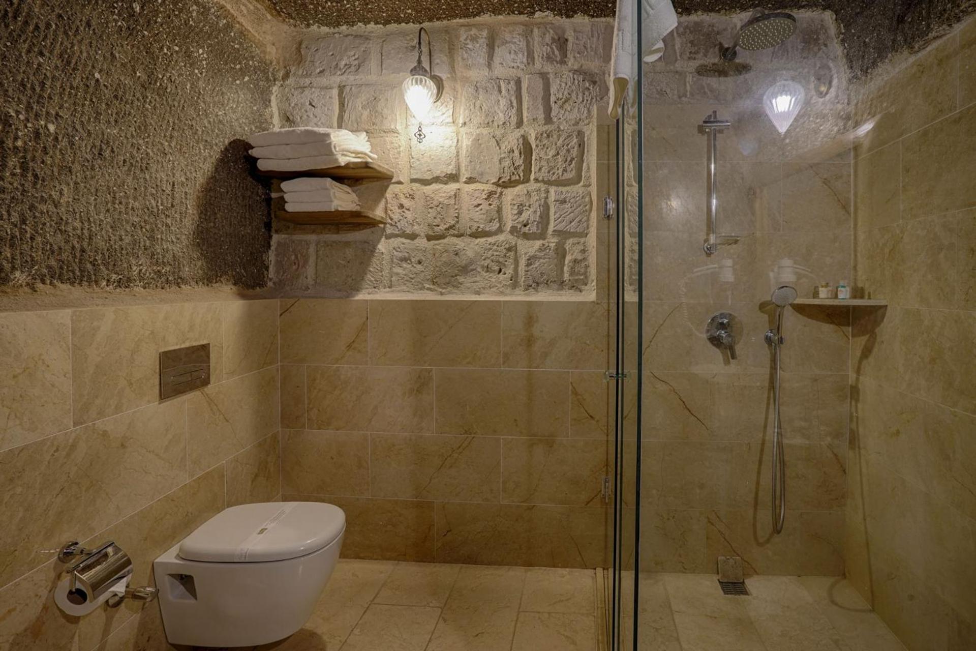 Hera Cave Suites - Image 250