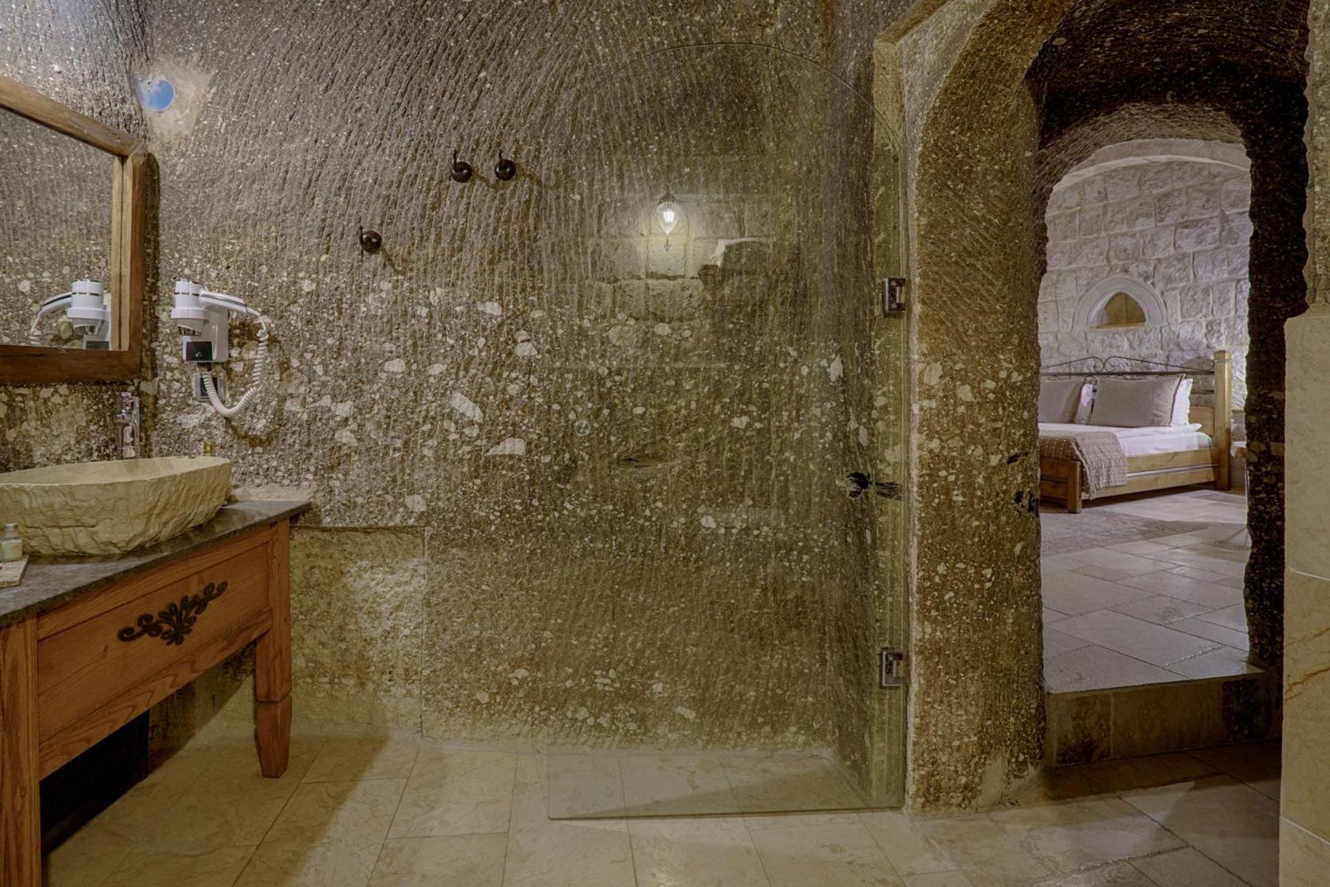 Hera Cave Suites - Image 251