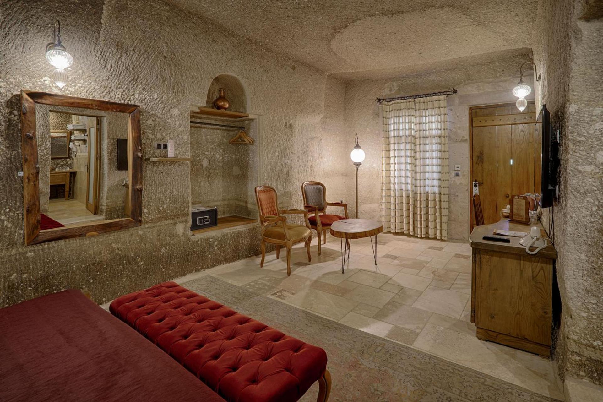 Hera Cave Suites - Image 97