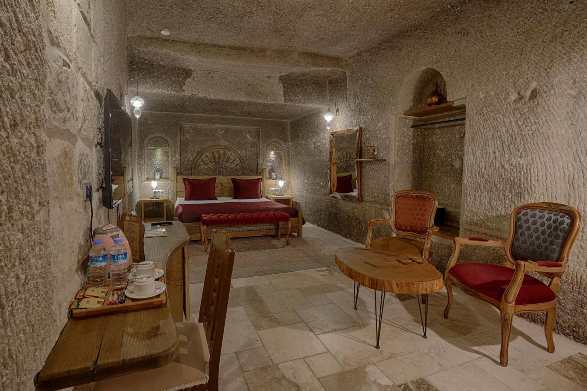 Hera Cave Suites - Image 102