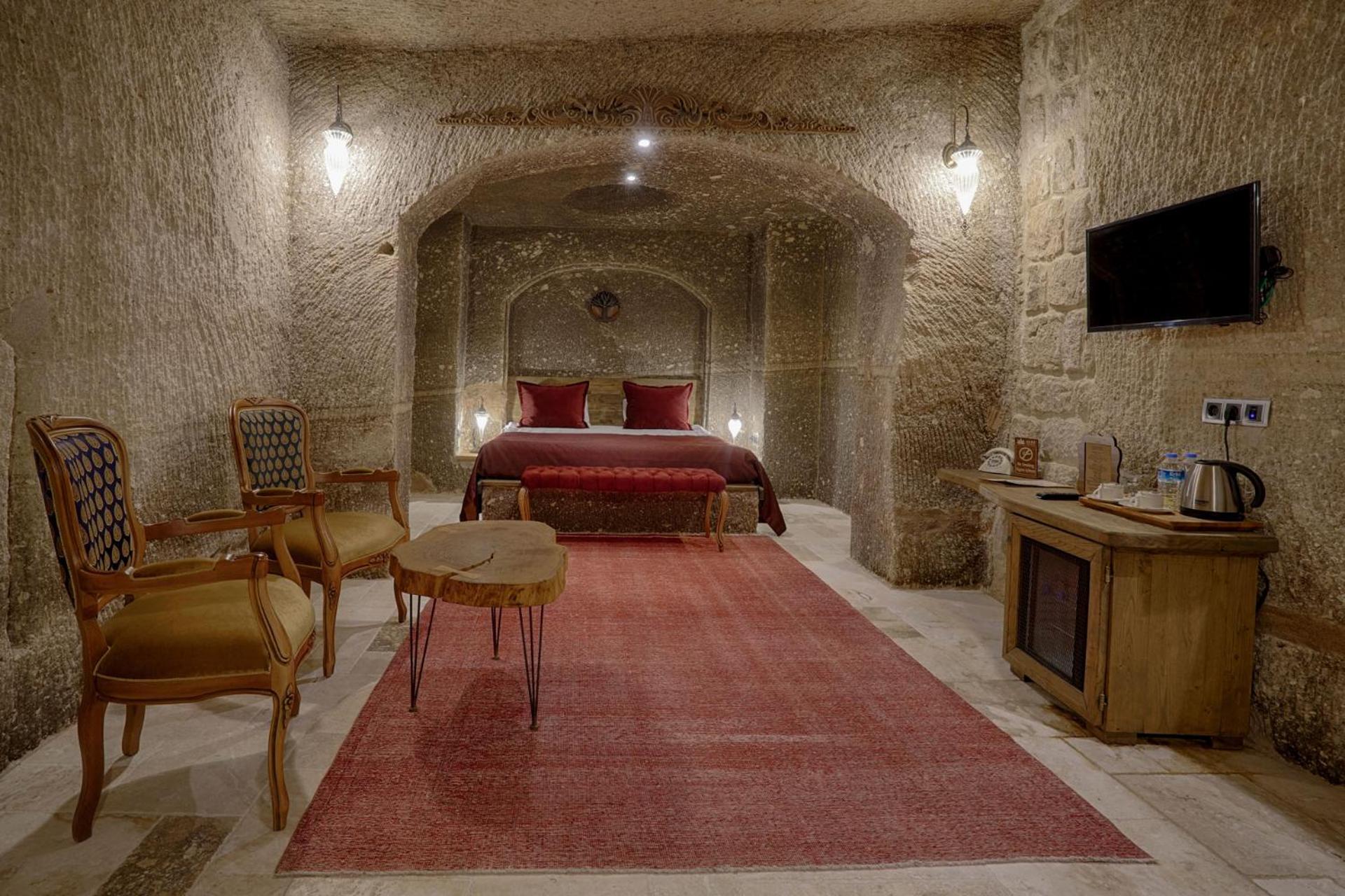 Hera Cave Suites - Image 247