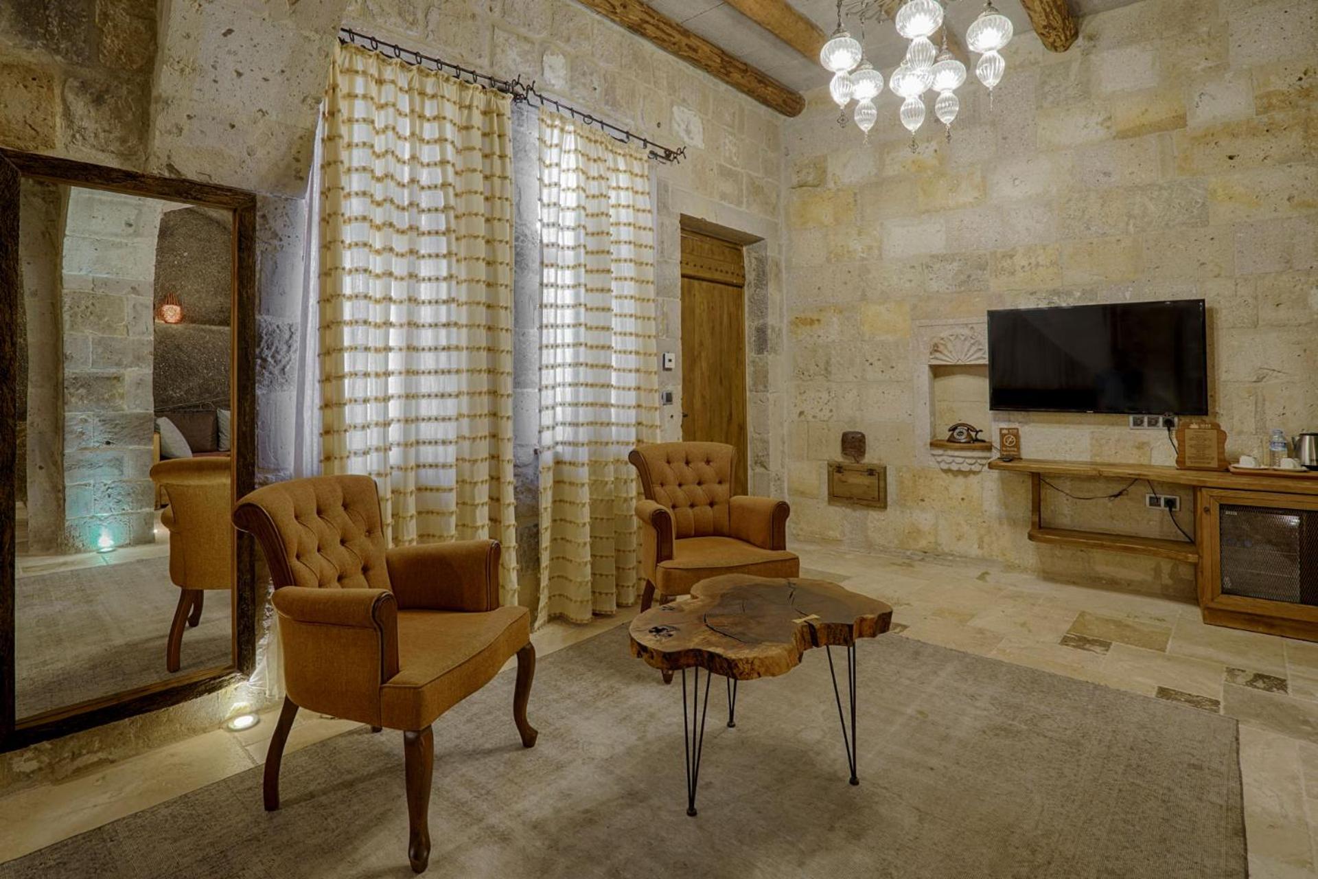 Hera Cave Suites - Image 62