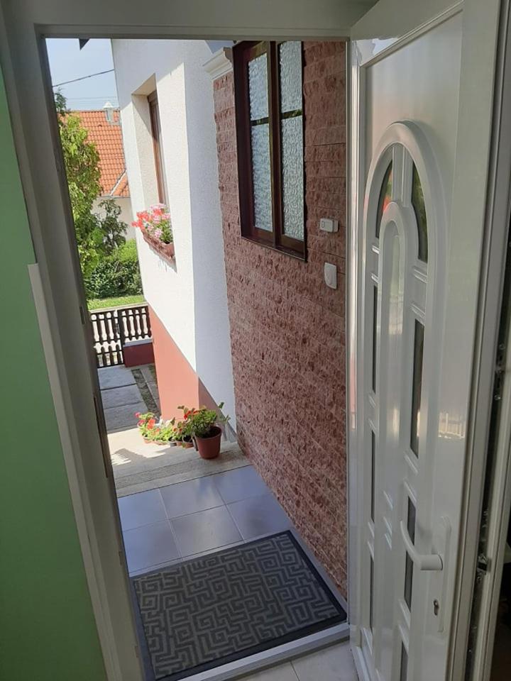 Major család apartman view 3