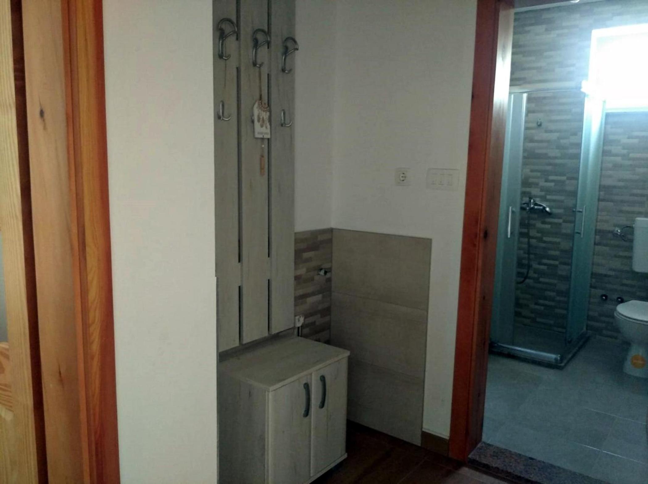 Photo 44