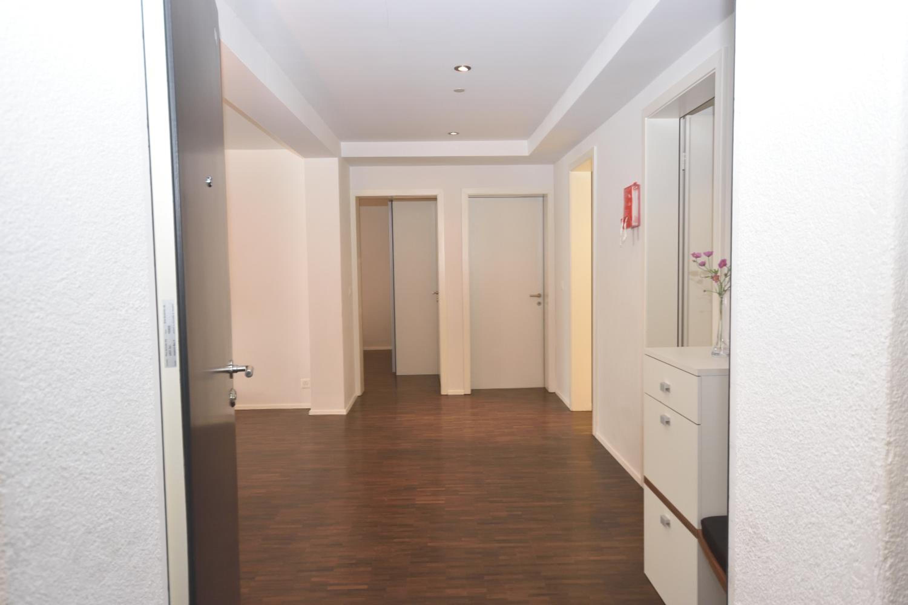 Stylish 2BR near lake - Flower 3
