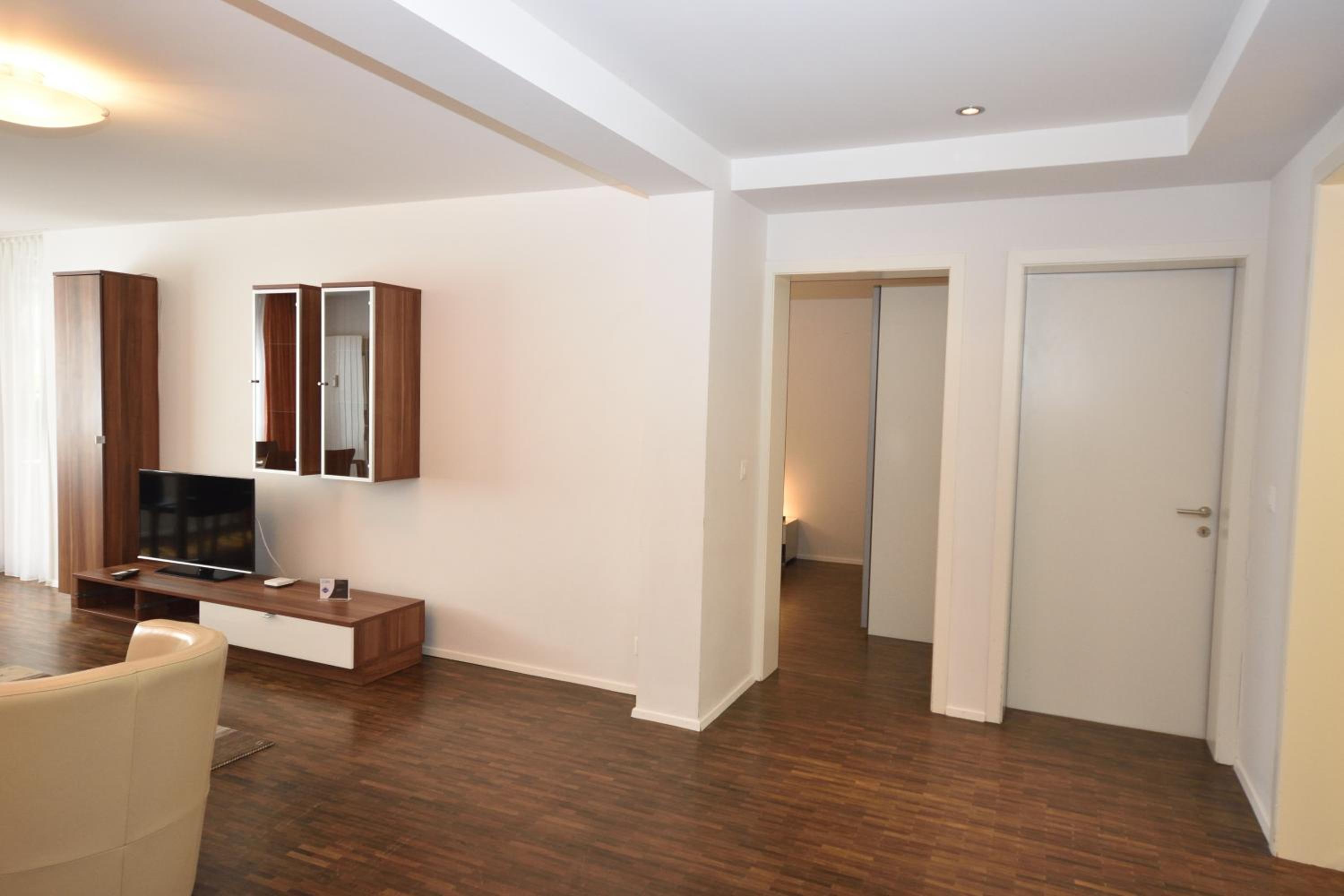 Stylish 2BR near lake - Flower 3