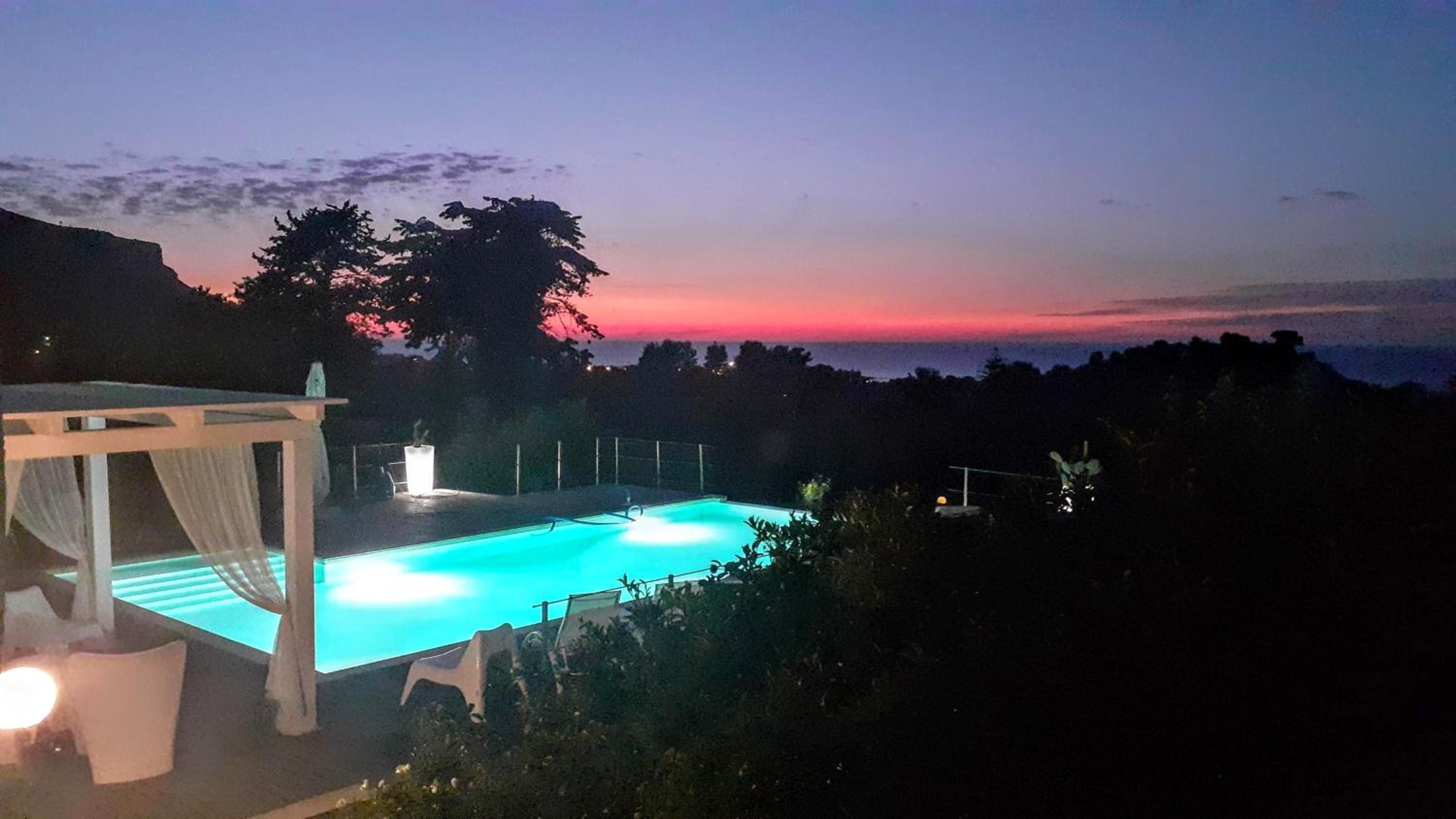 Villa Maria una finestra sul mare view 4