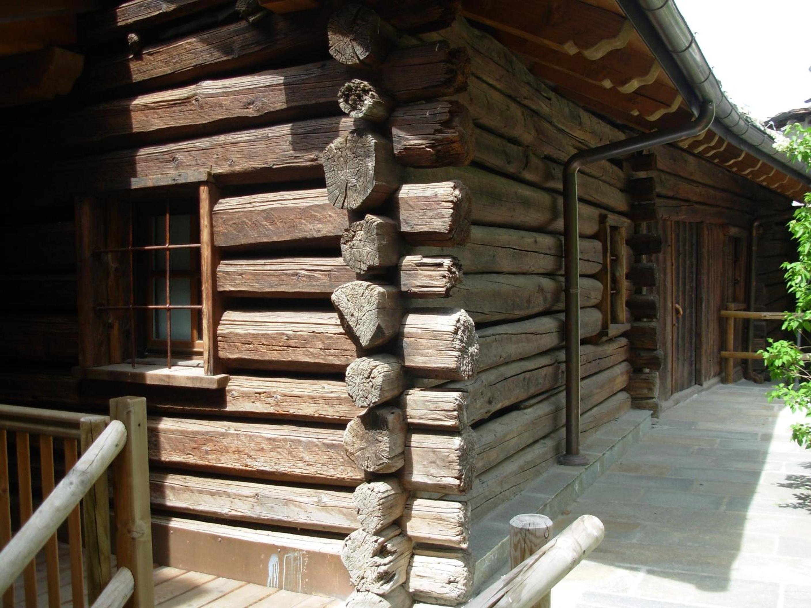 Photo 33