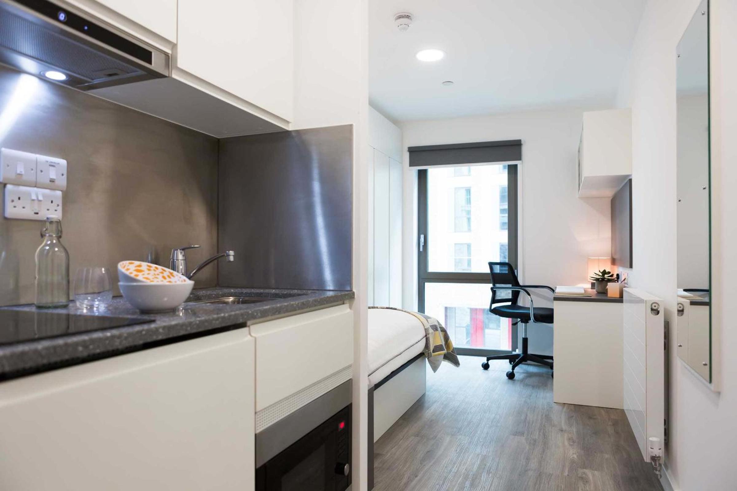 For Students Only Chic Studios and Ensuites at Chapter Highbury II in London