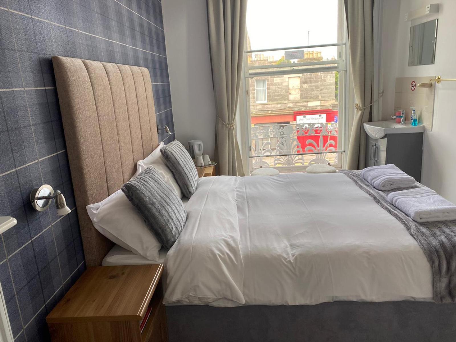 Edinburgh Rays Guest House view 4