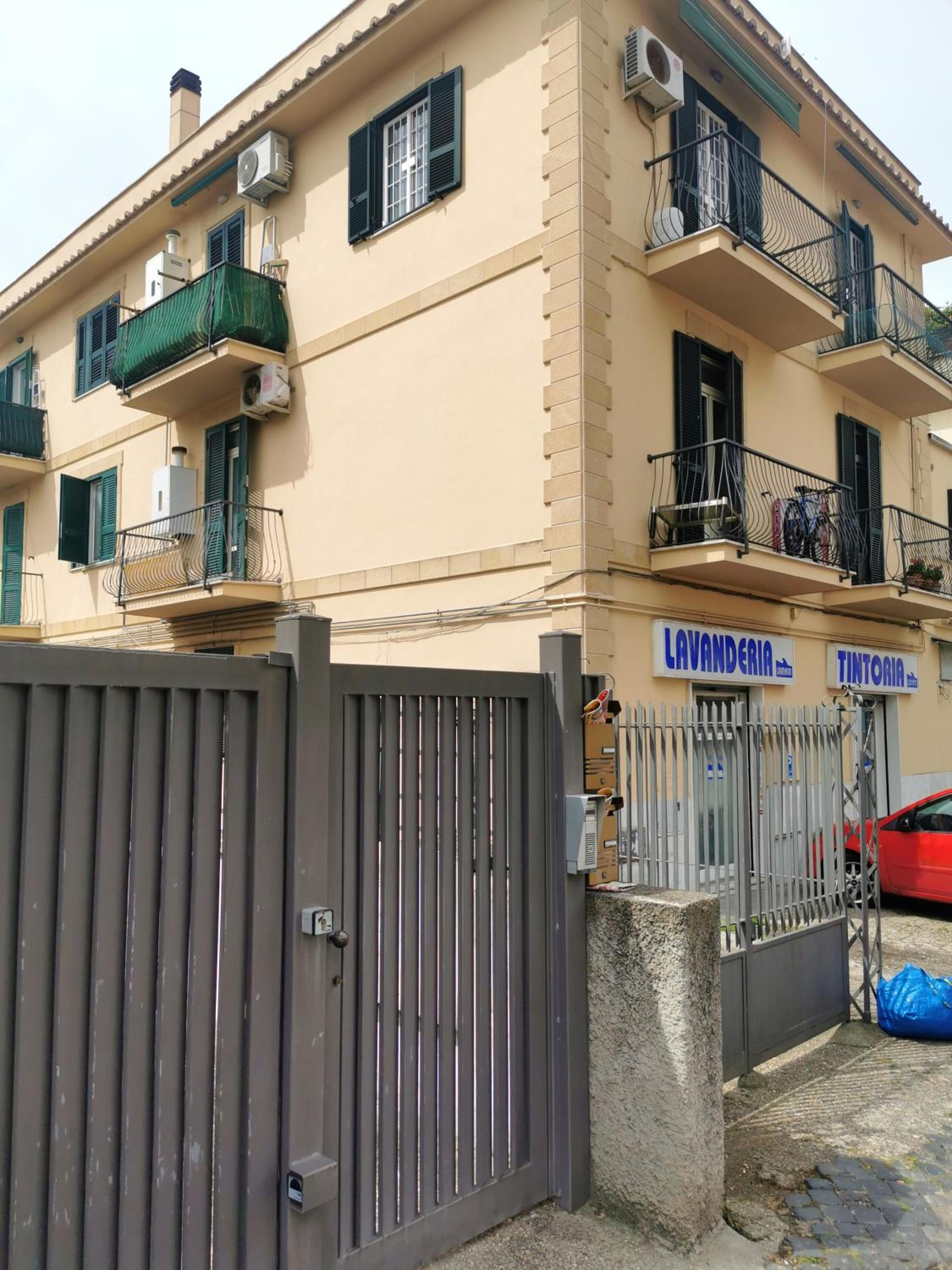 Modern Apartment in the Heart of Rome, 42 m², Parking Included