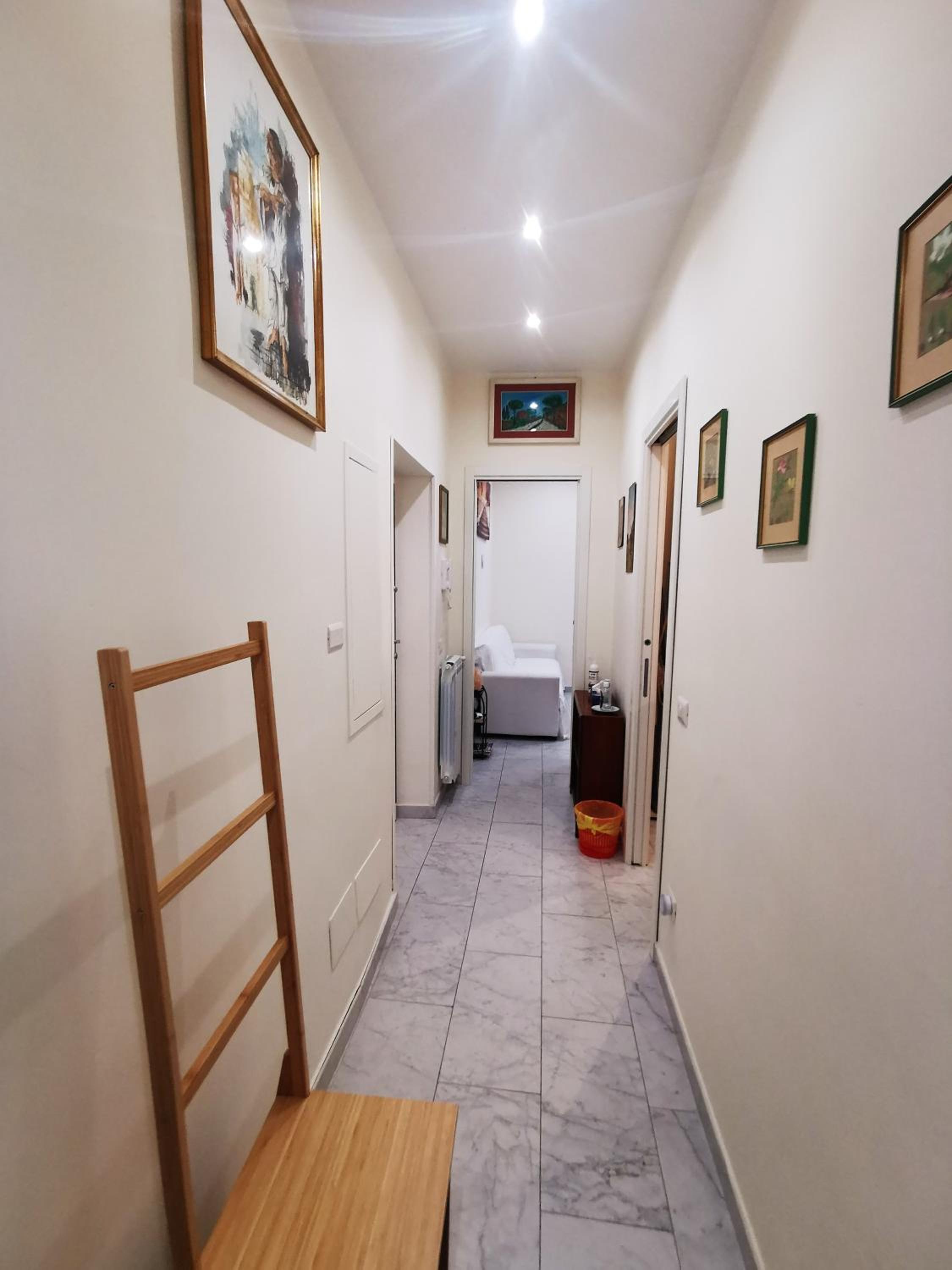 Modern Apartment in the Heart of Rome, 42 m², Parking Included