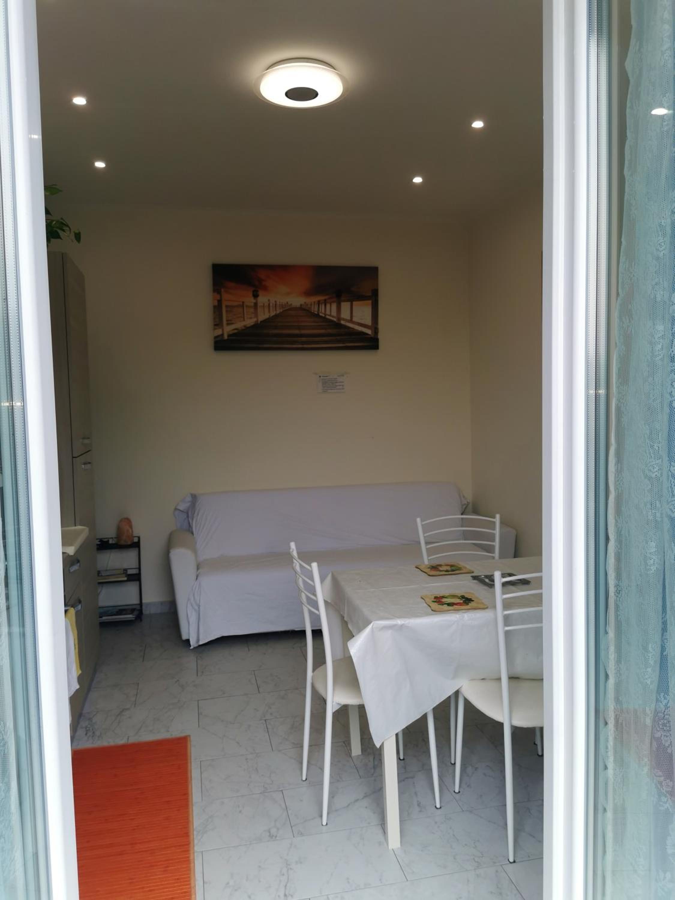 Modern Apartment in the Heart of Rome, 42 m², Parking Included