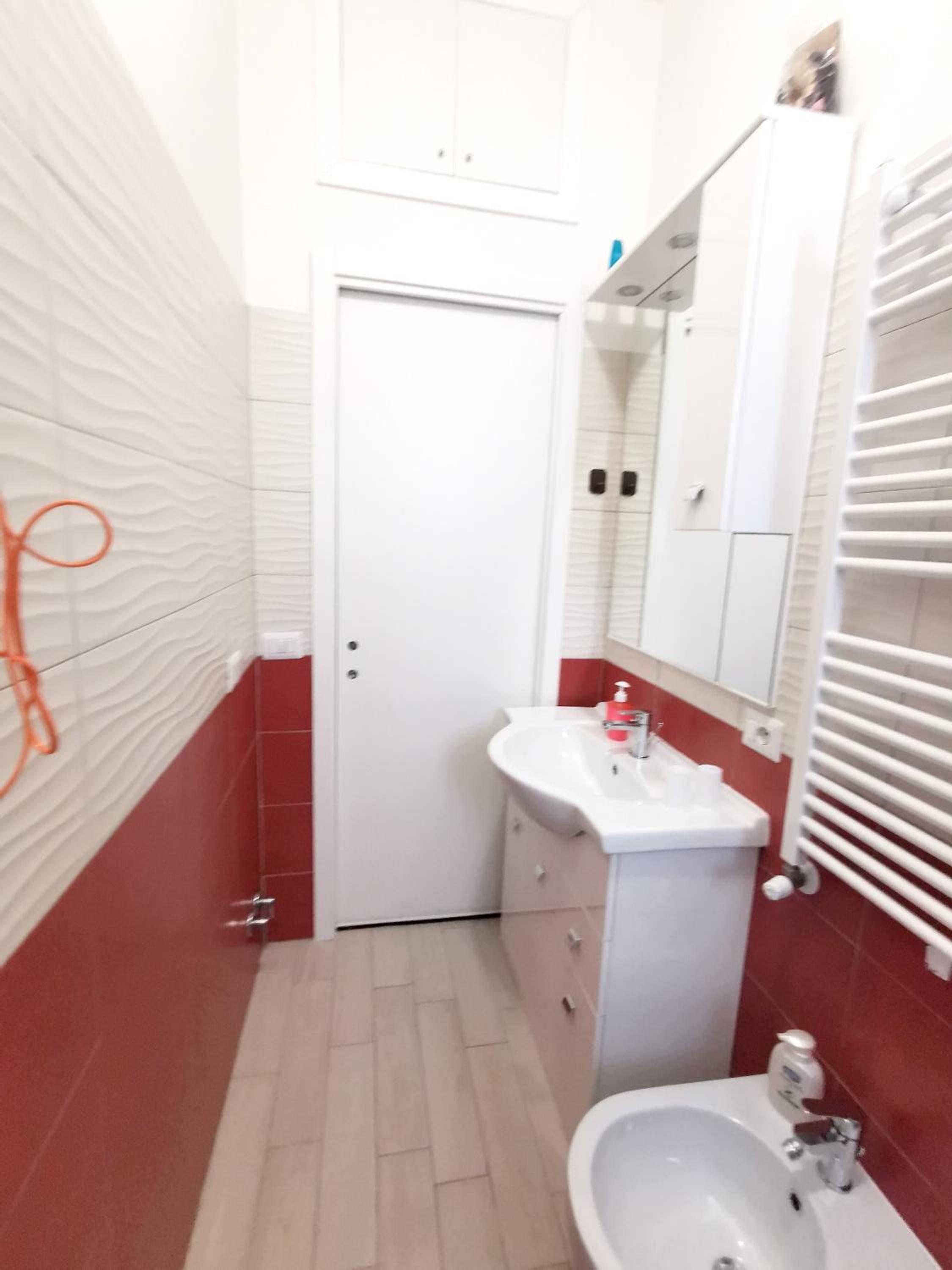 Modern Apartment in the Heart of Rome, 42 m², Parking Included