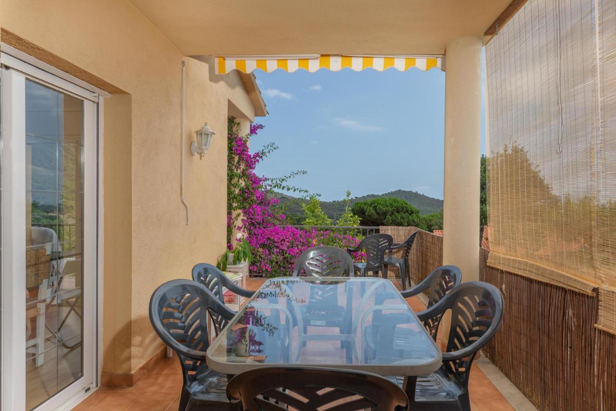 Hauzify I Villa Malvet view 2