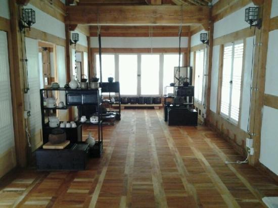 Photo 47