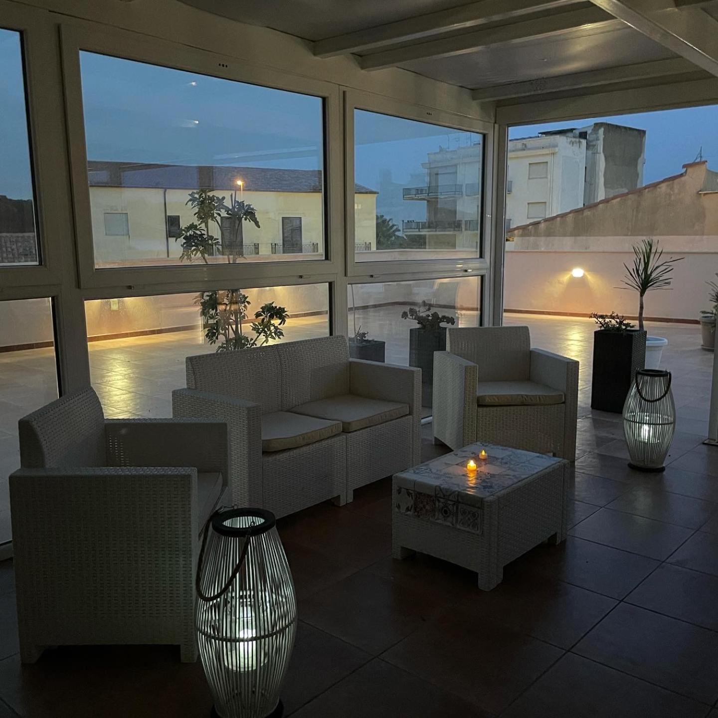 lounge